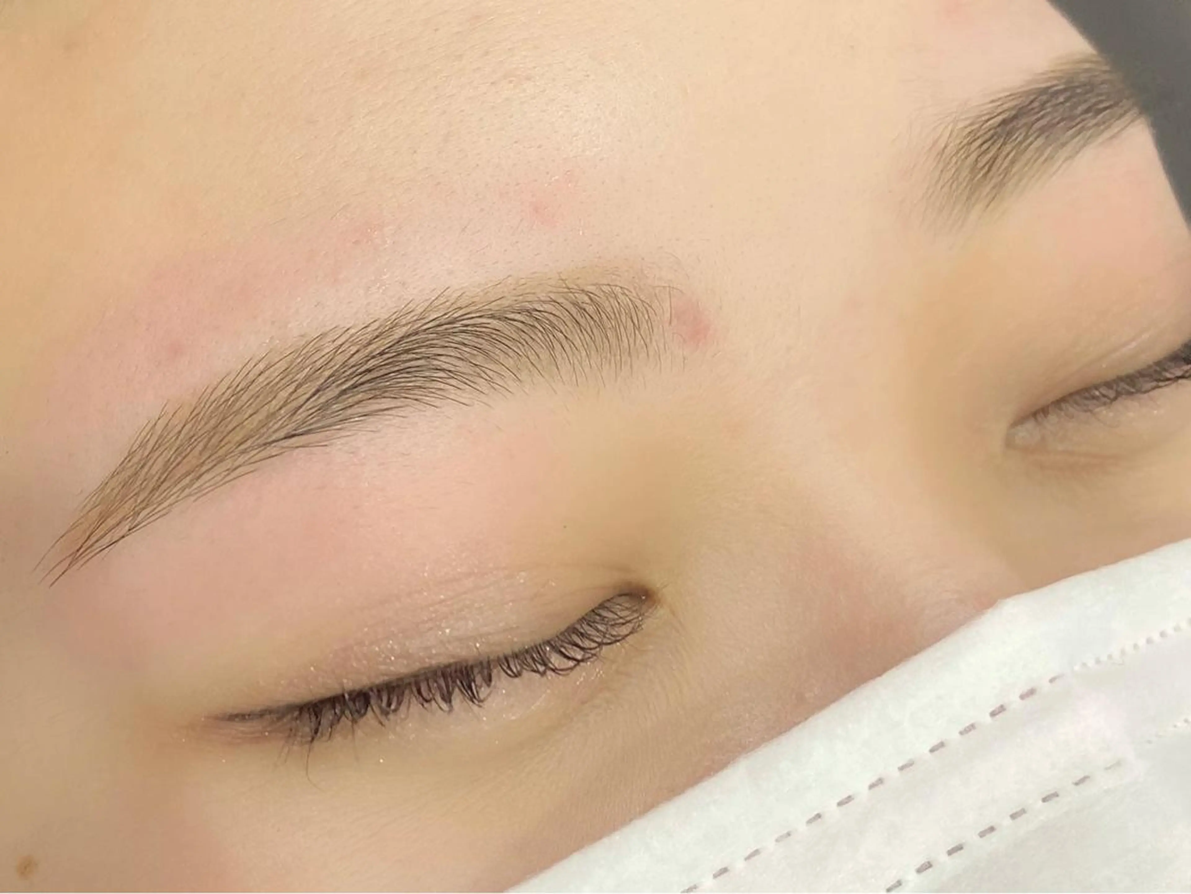 アイブロウ ワックス脱毛 eyelist 大垣のマツエク・マツパデザイン