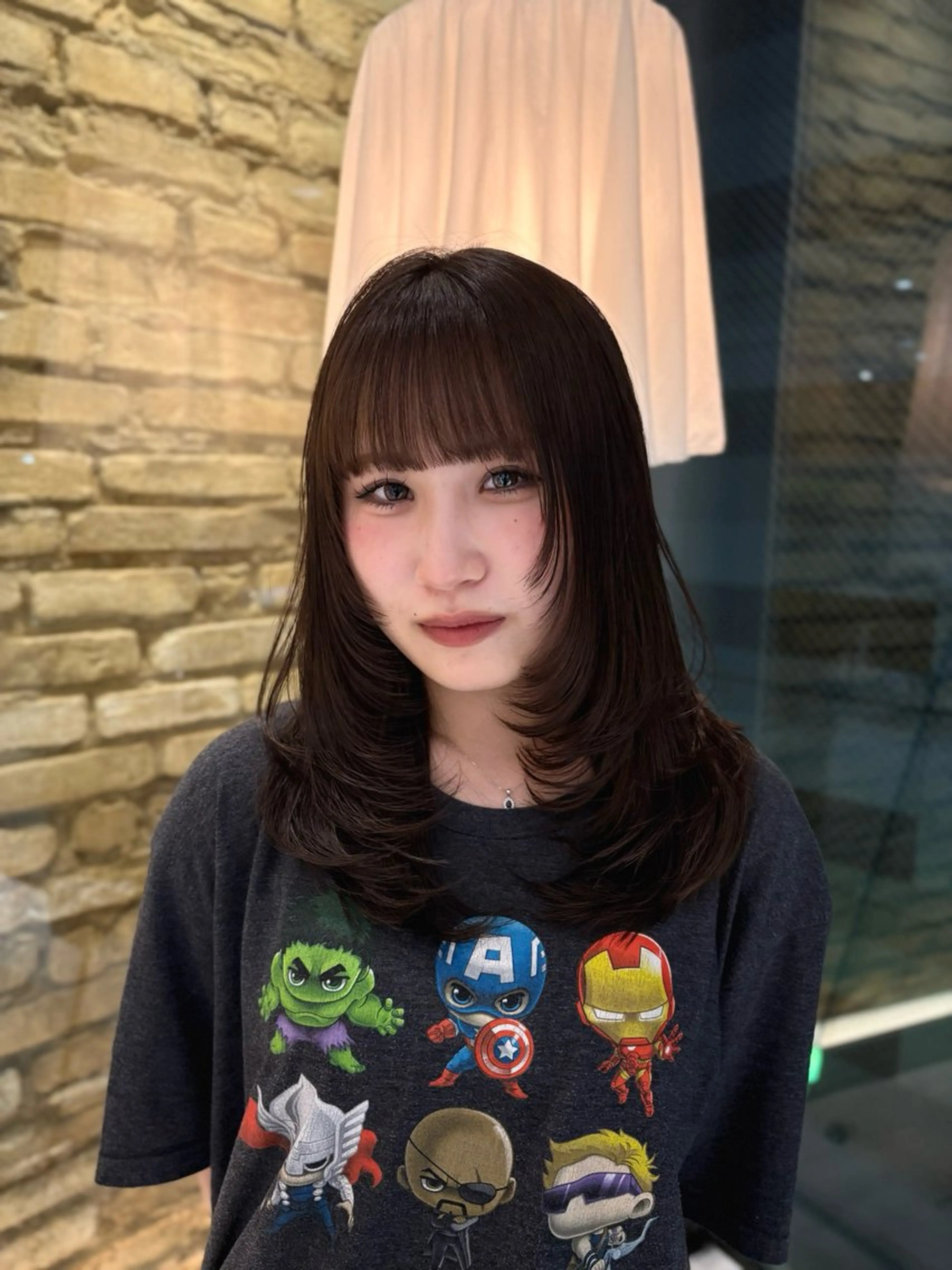 ミディアム hair make BEHIVE ichibancho AVEDA所属・渡邉  日向子 ・レイヤー、縮毛矯正のヘアスタイル