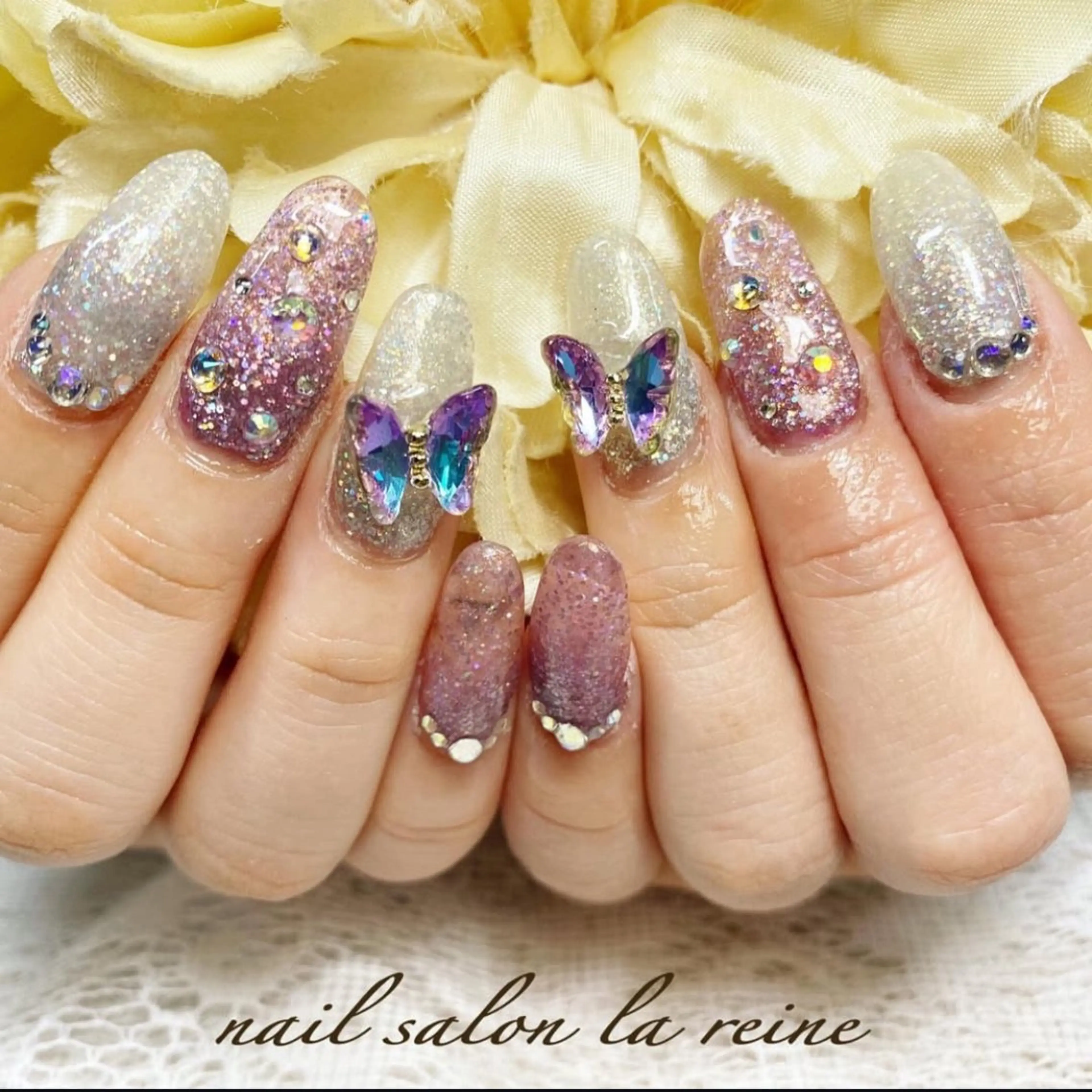 ネイル キラキラネイル ラメ(グリッター) nail salon  la reine所属・nail salon la reineのネイルデザイン