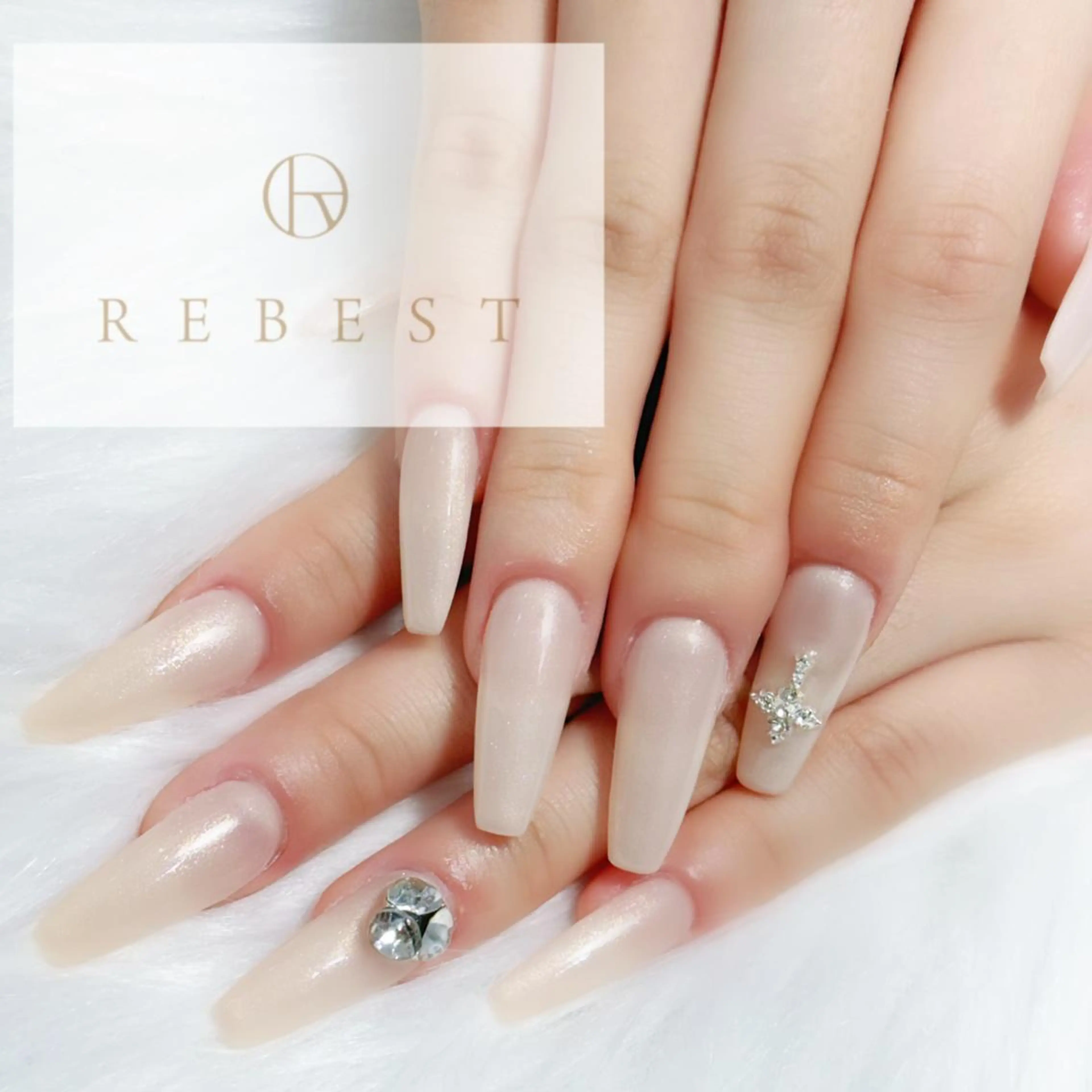 ネイル ハンドネイル REBEST nailのネイルデザイン