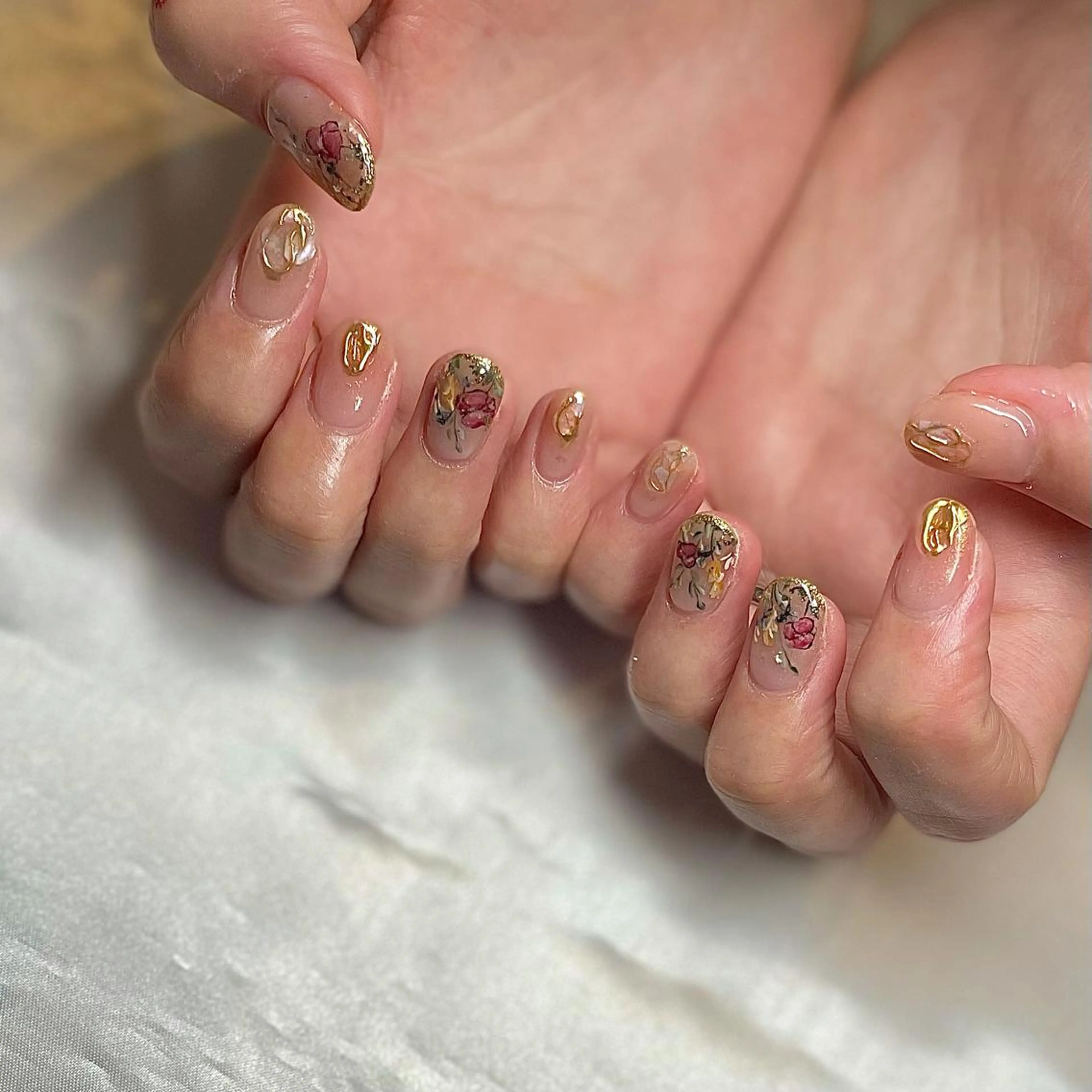 ショート カラー パーマ ヘアアレンジ メンズ キッズ ネイル マツエク・マツパ フラワーネイル ミラーネイル ハンドネイル ハンドケア nail&eye Aoのマツエク・マツパデザイン