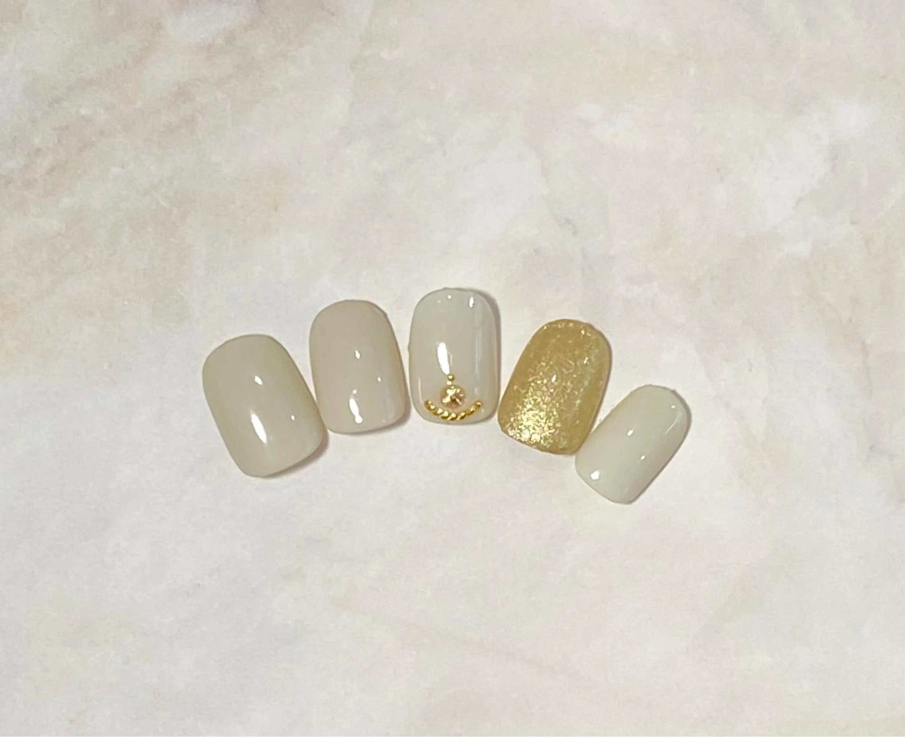 ネイル ハンドネイル Nail&eye Belire 新宿のネイルデザイン