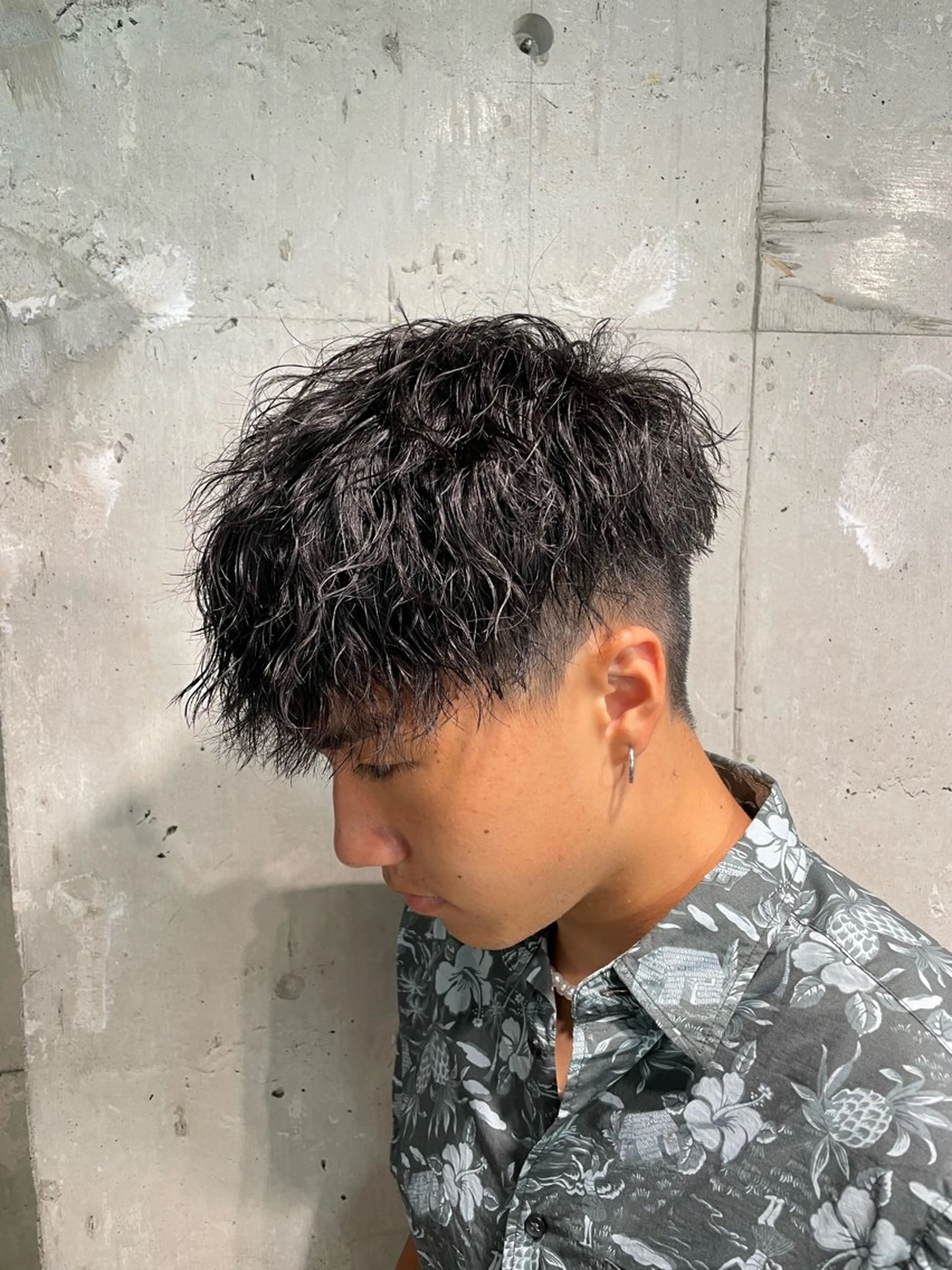 パーマ メンズ ヘアカラー トリートメント ヘアセット 艶髪/透明感🪽 DISCO🪽のヘアスタイル