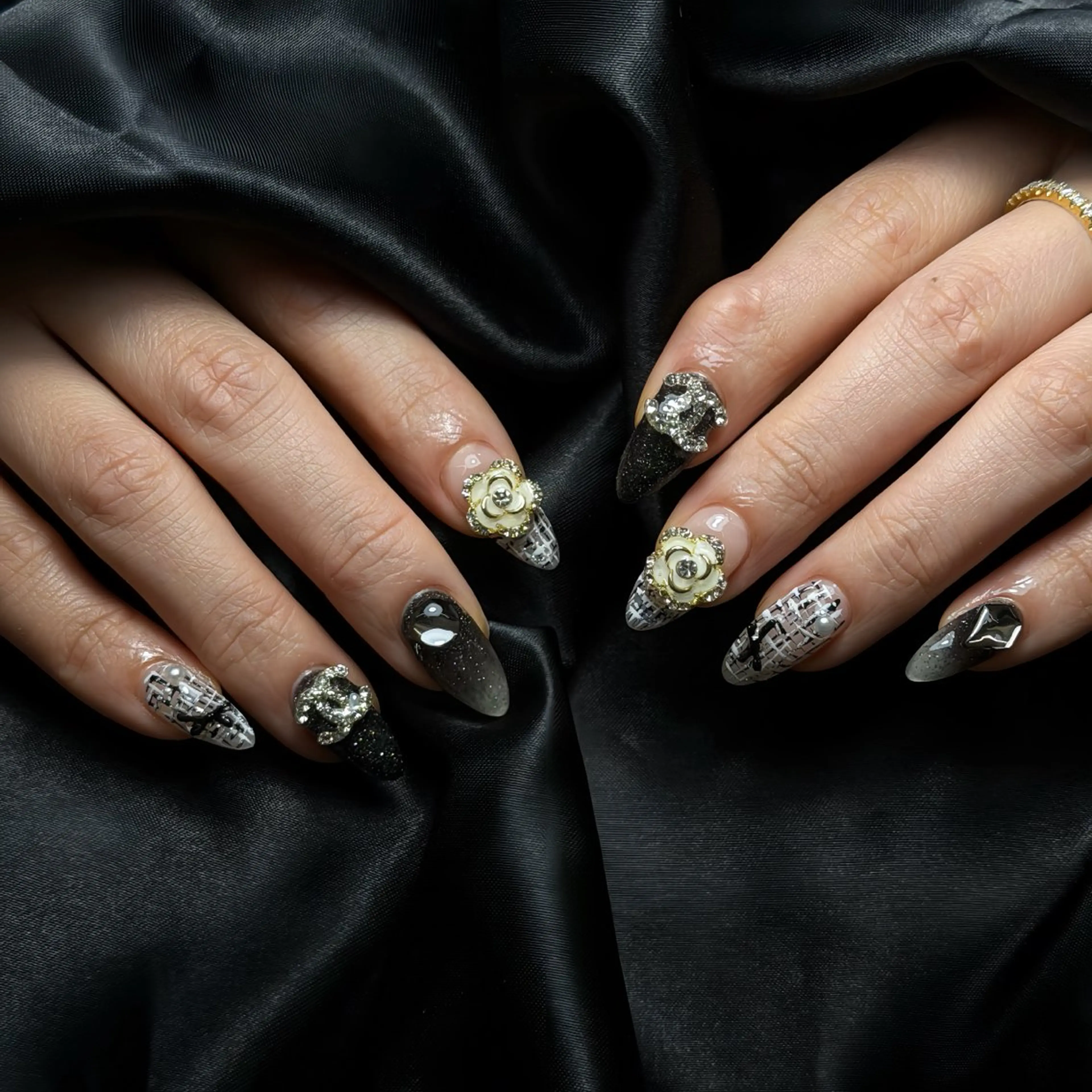 ネイル 韓国ネイル 持ち込み ニュアンスネイル ワンホンネイル ハンドネイル Mio Nailのネイルデザイン