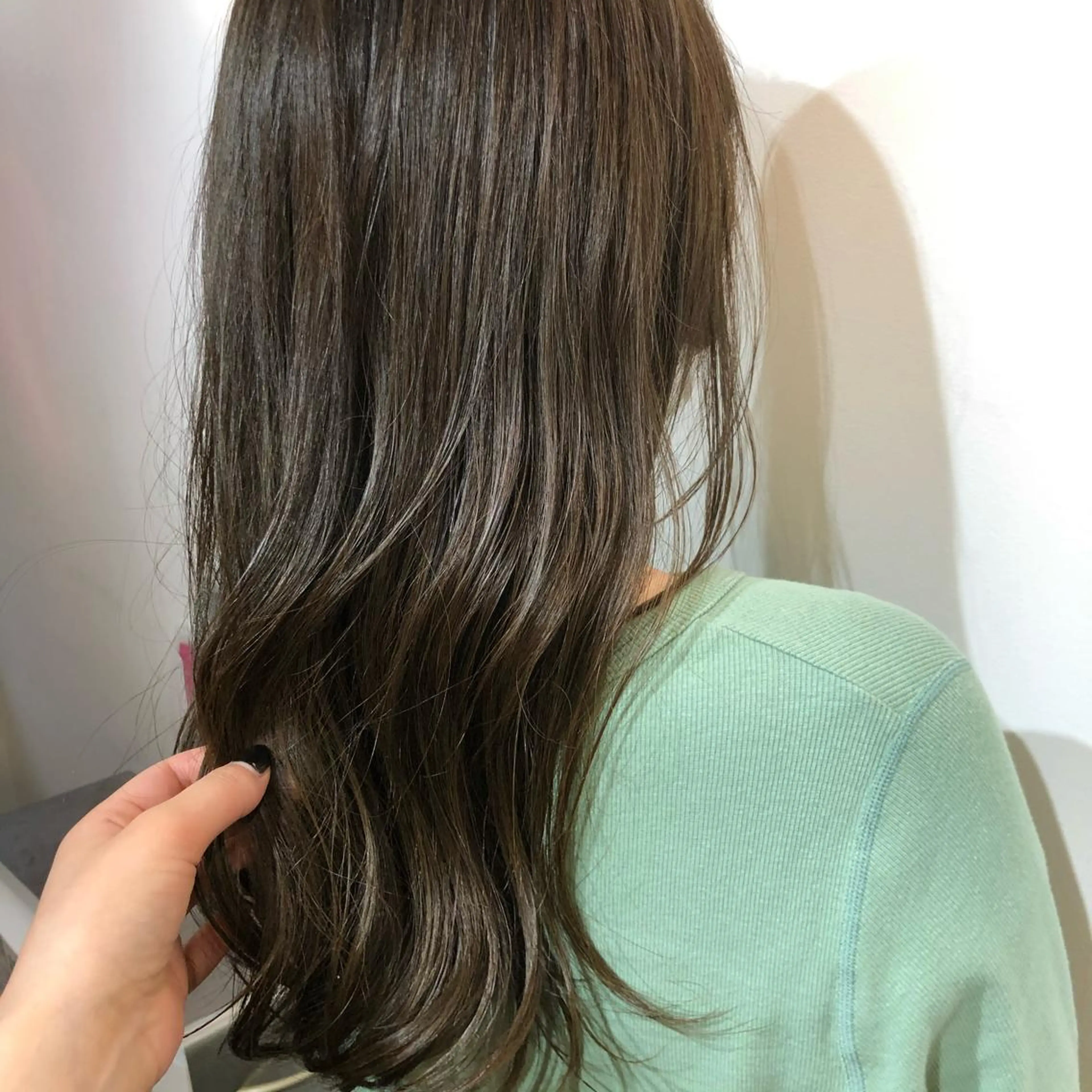 ロング カラー バレイヤージュ ベージュカラー ブロンド デザインカラー グラデーションカラー 韓国風/オシャレ /縮毛矯正/滝口琴未のヘアスタイル