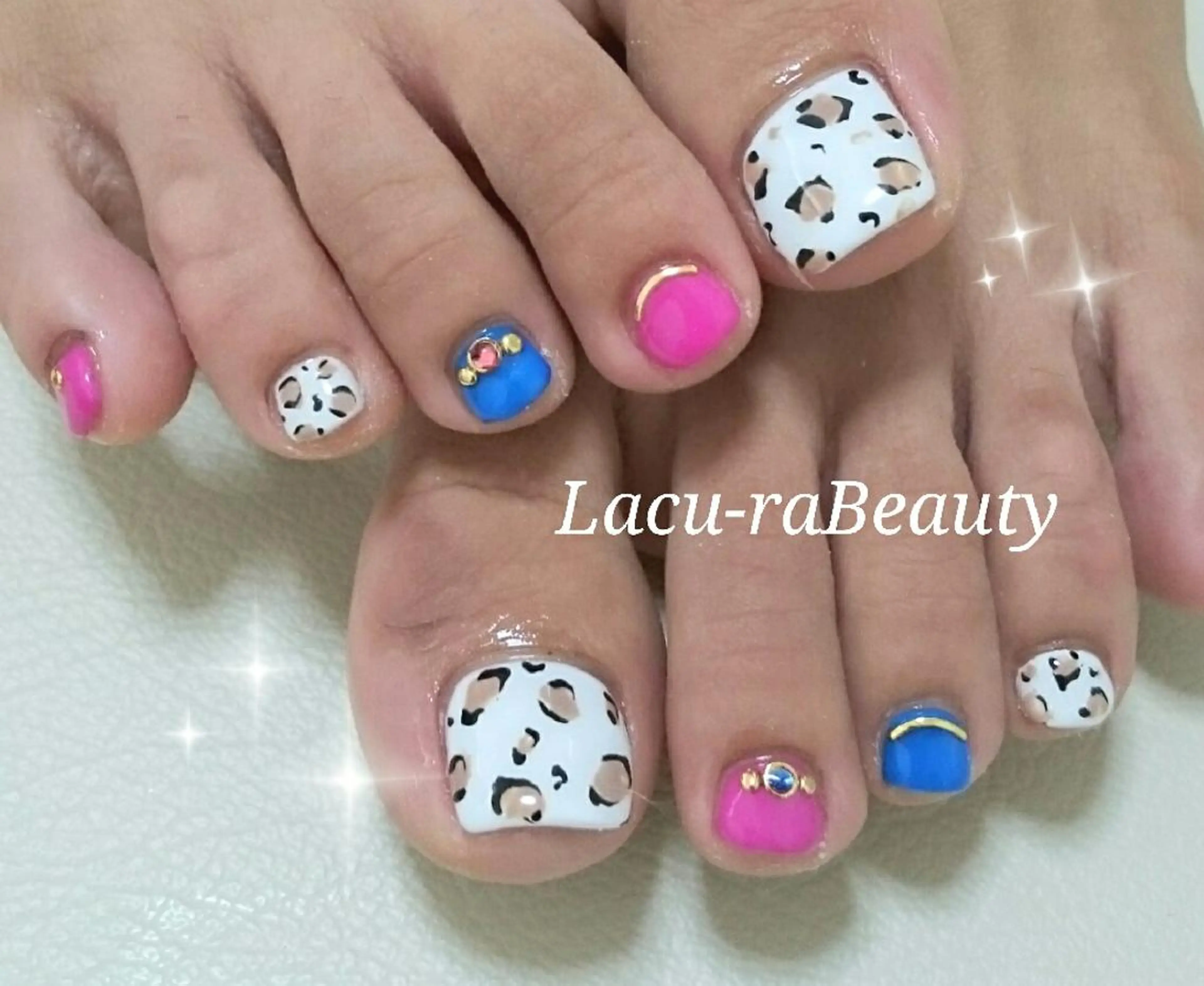 ネイル 小顔と腸の専門店 ラクーラビューティのエステ・リラクイメージ