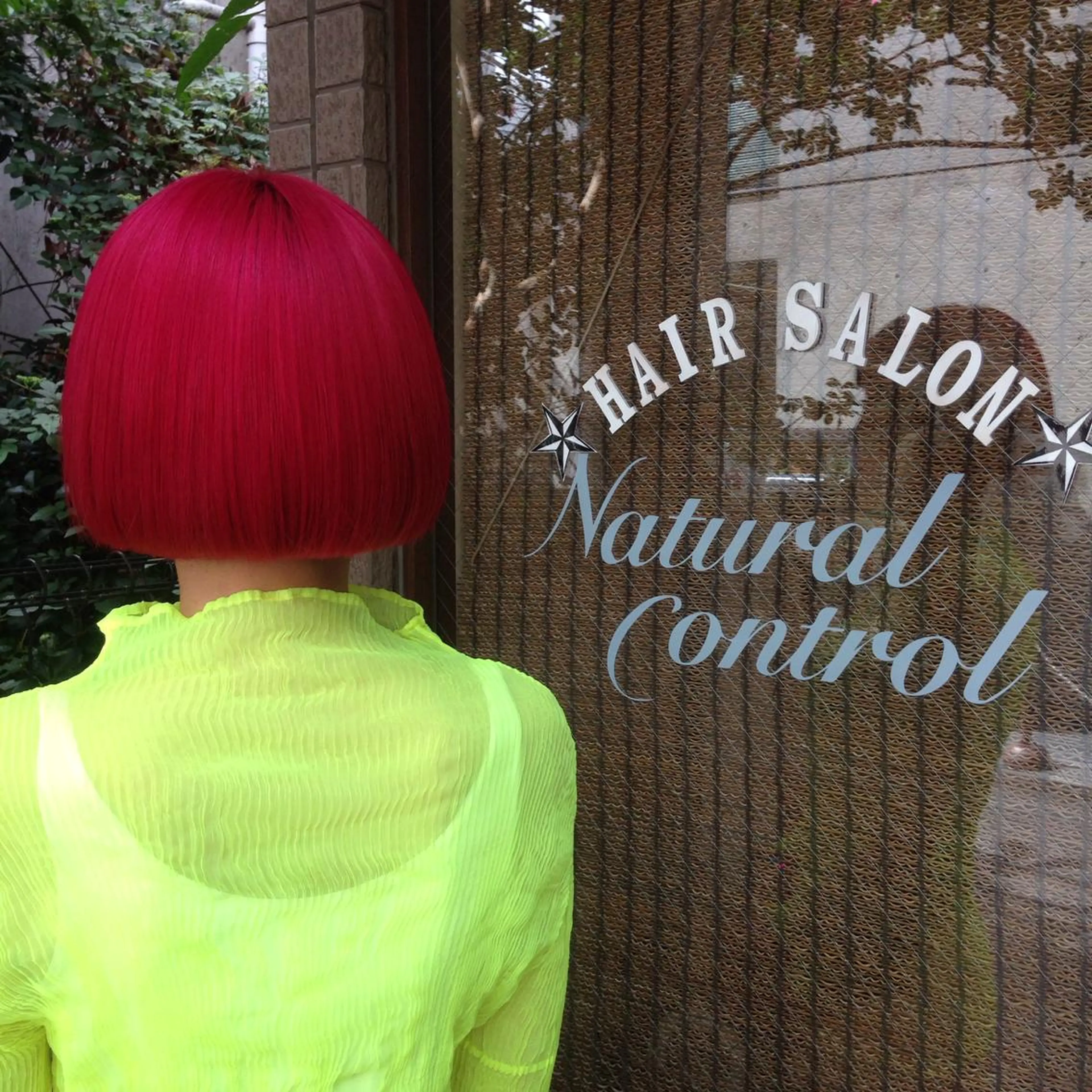 ショート カラー ブリーチ ボブ cfr professional artist salon所属・佐野 智史のヘアスタイル