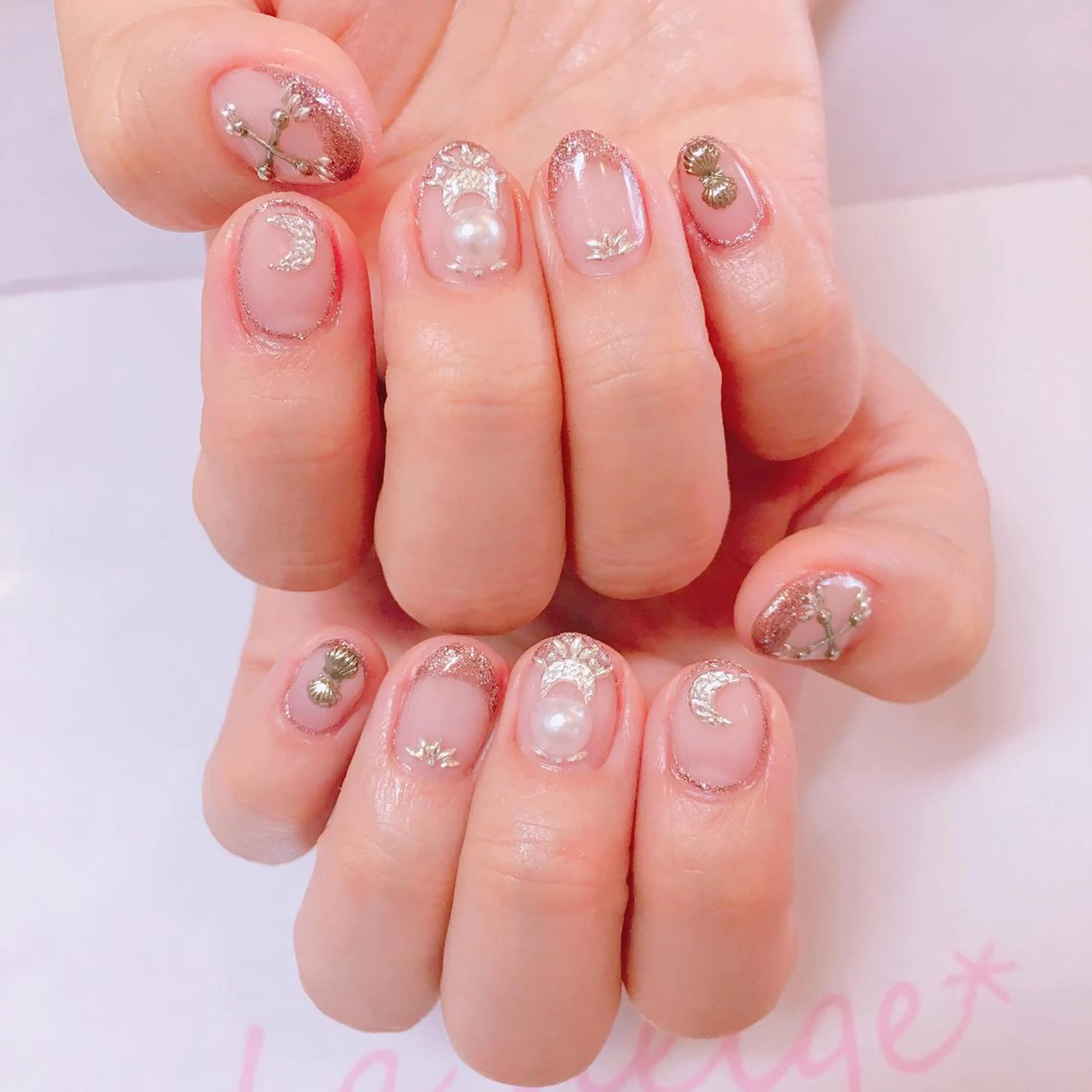 ネイル La neige* yuki 🥯🍑のネイルデザイン