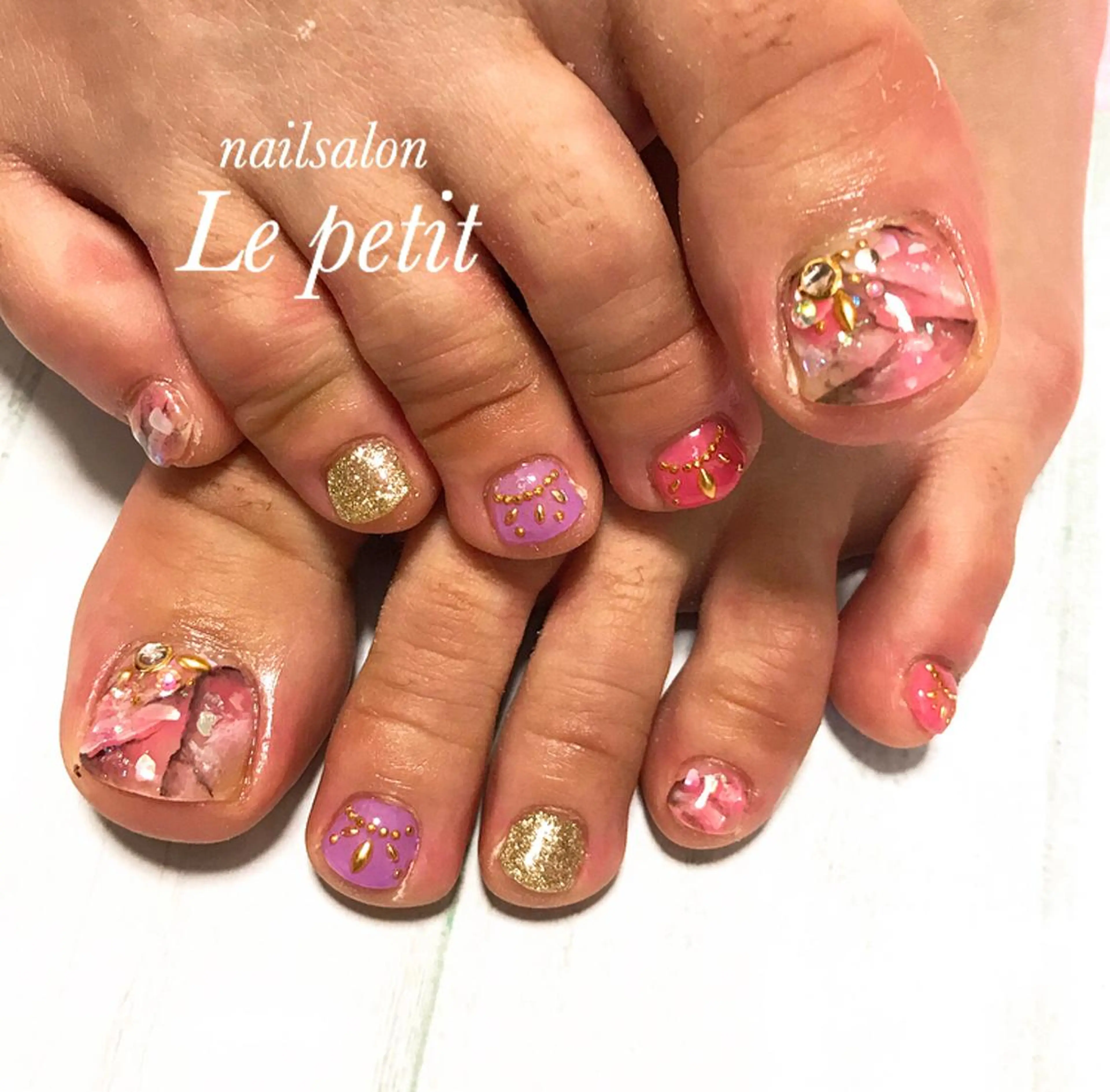 ネイル 石野 広佳のネイルデザイン