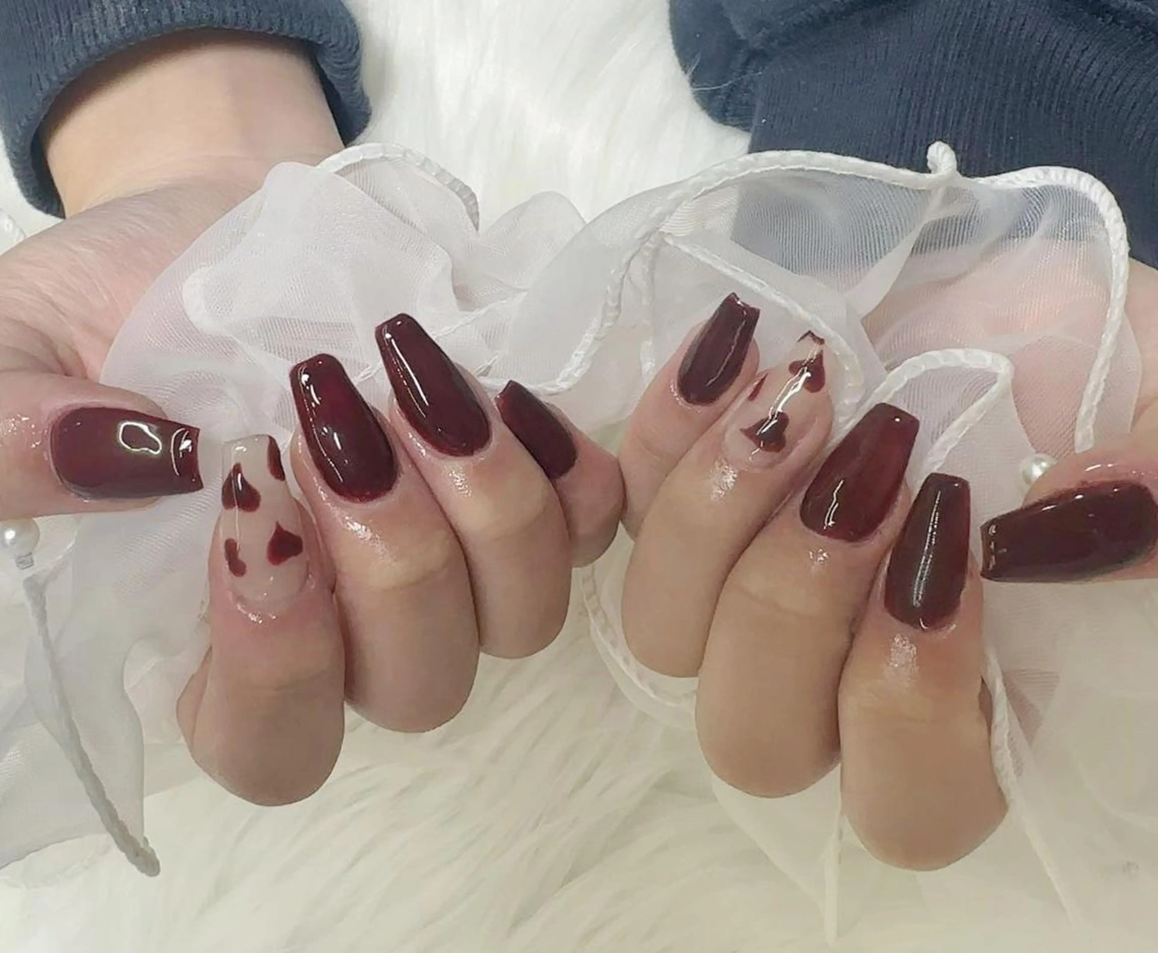 ネイル ハンドネイル ki🍒🍒 ki ツルツルネイルのネイルデザイン