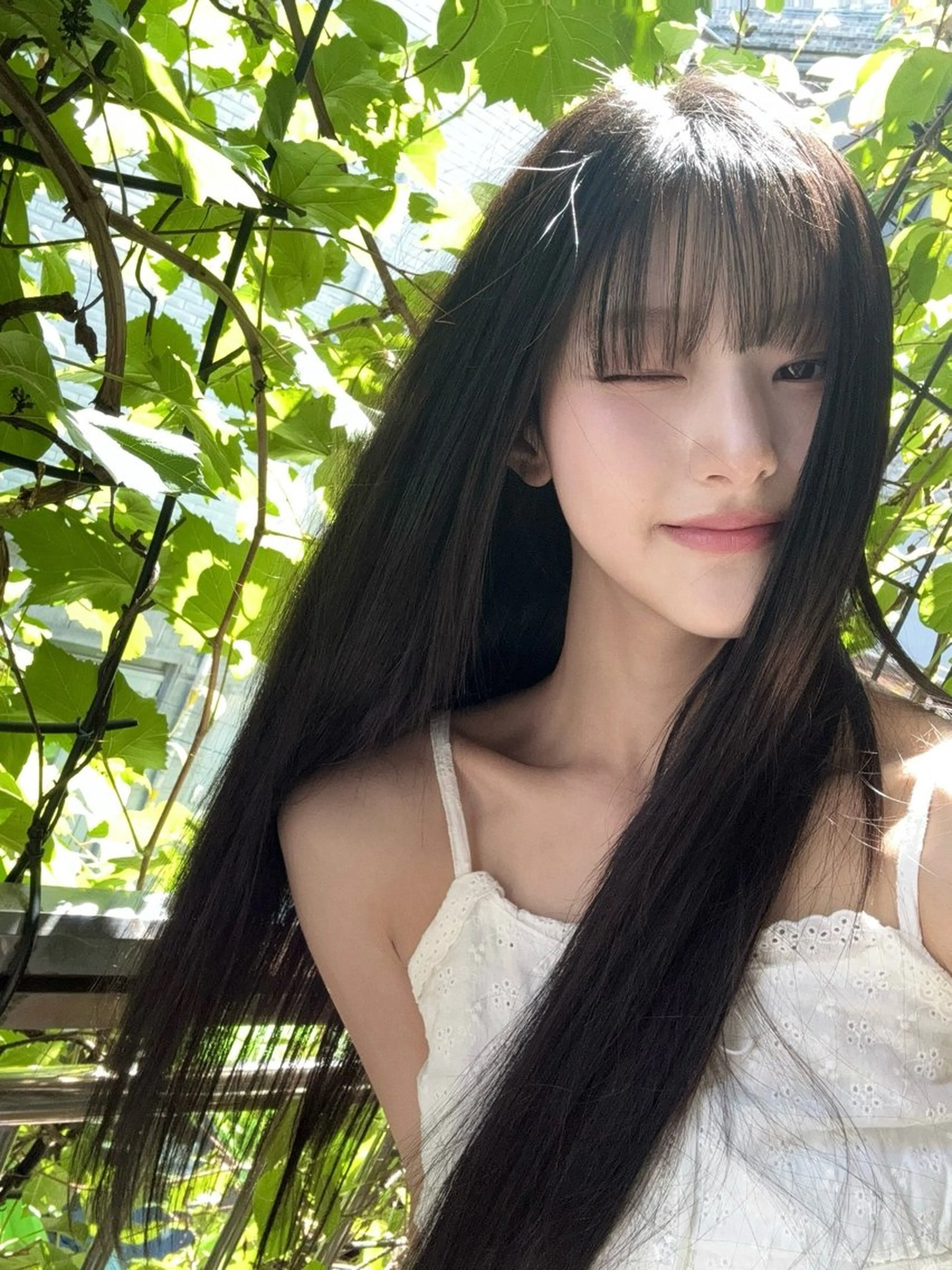 ロング カラー ヘアアレンジ カット ヘアカラー トリートメント 韓国レイヤーカット/ 儚げカラーチナツのヘアスタイル