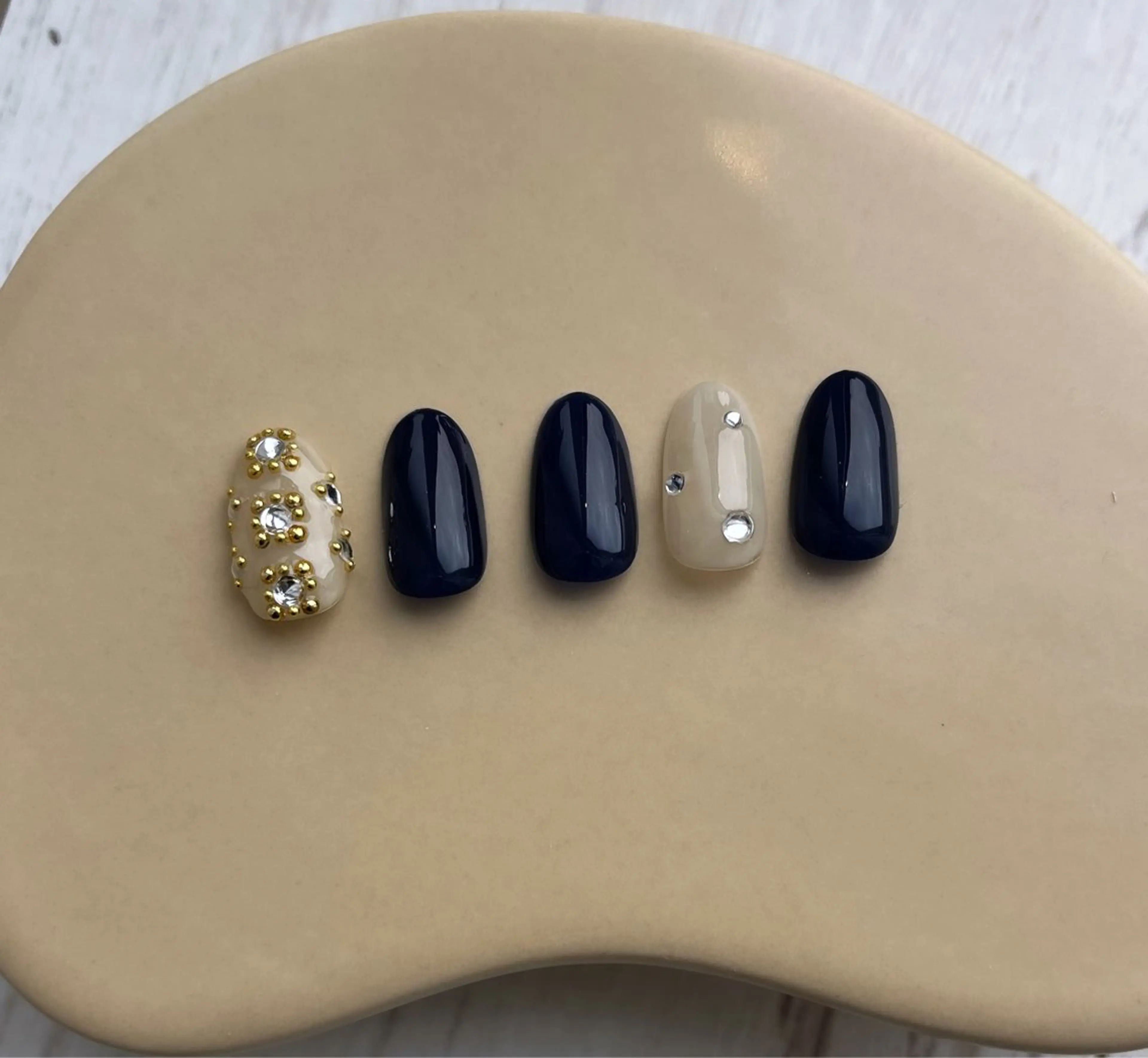 ネイル S. SAYAのネイルデザイン