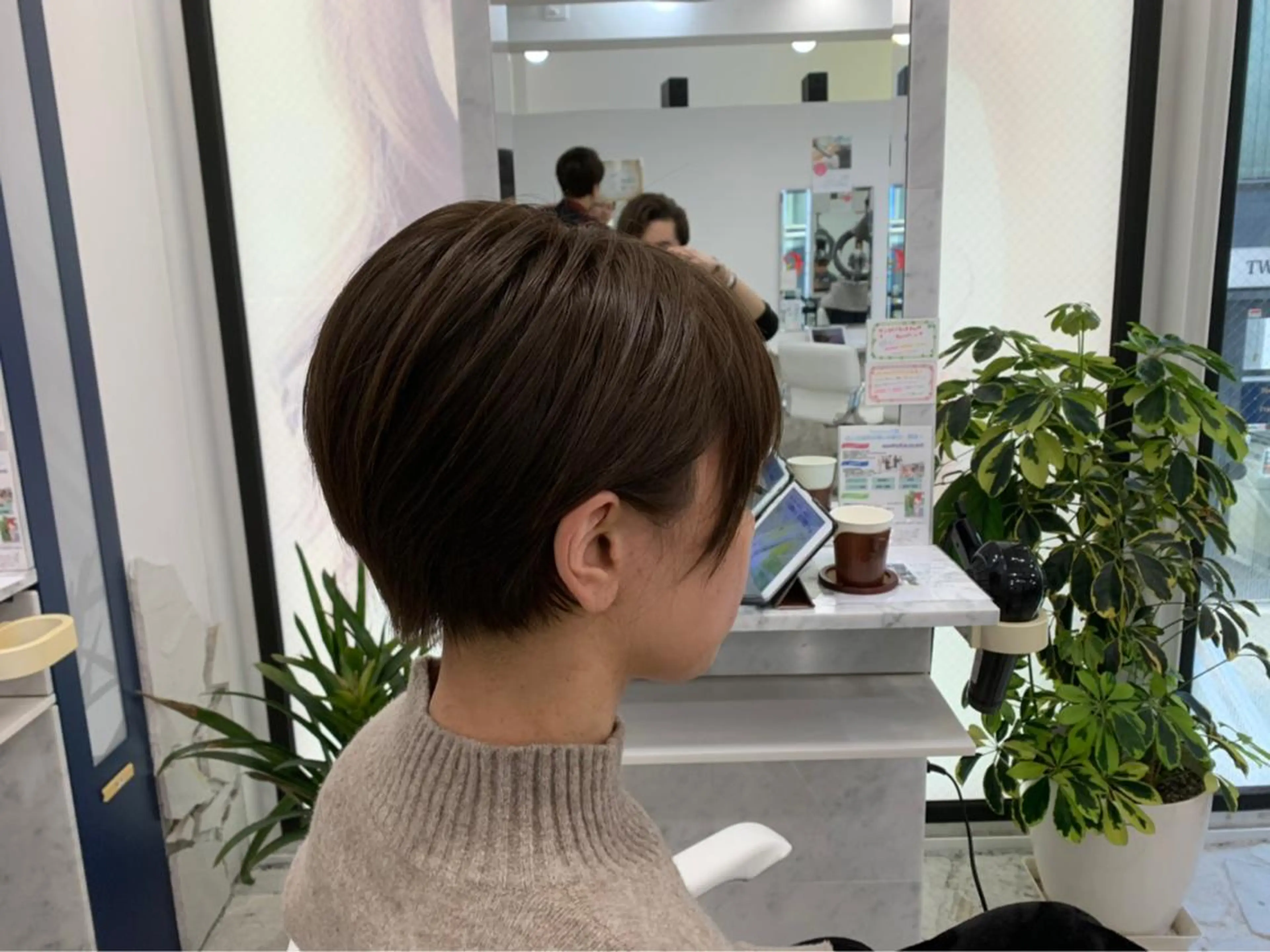 ショート カラー 🧸縮毛矯正特化 金澤 彩香🎀のヘアスタイル