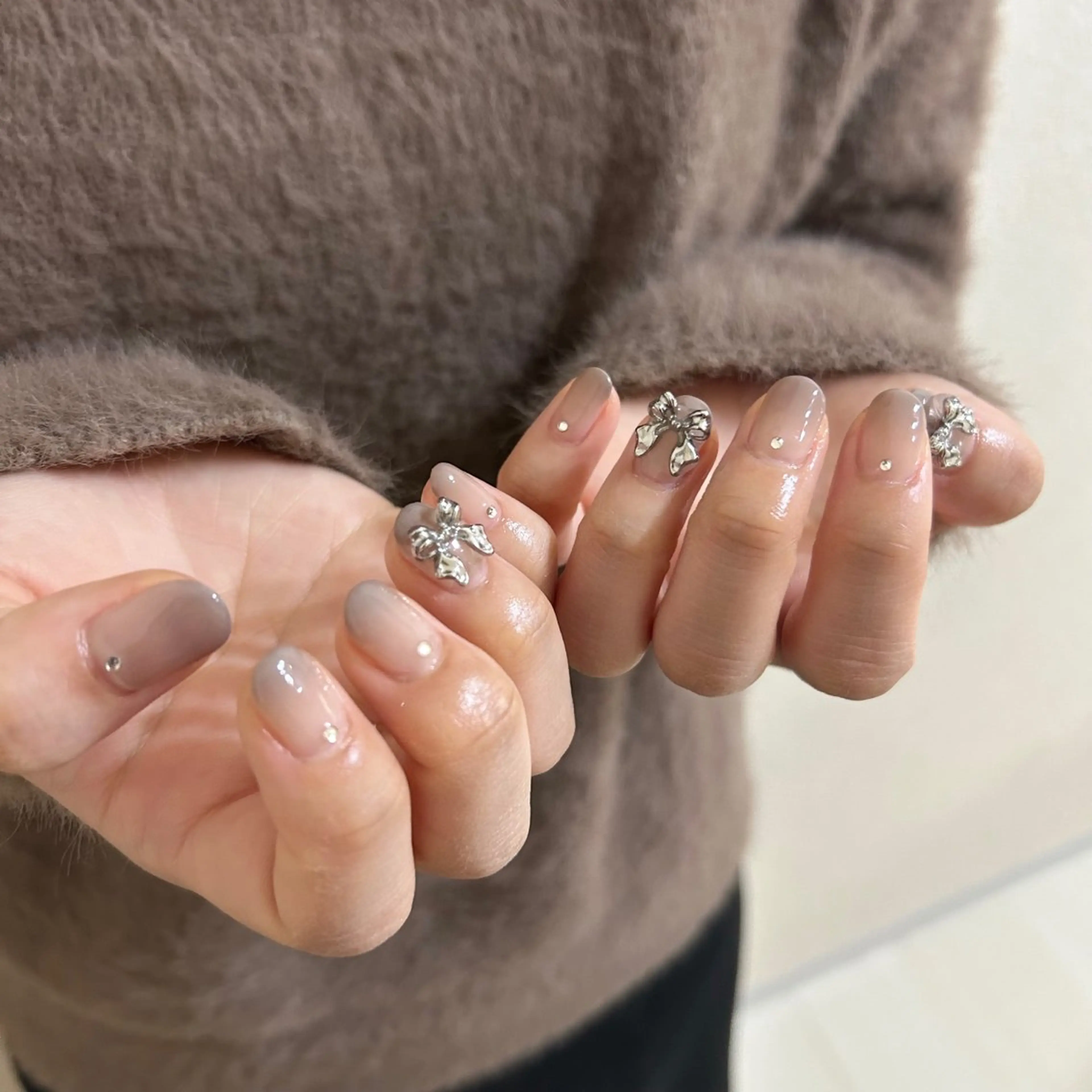 ネイル ブルー フットネイル ジェルネイル キラキラネイル 韓国ネイル RooM -produce by maynail-所属・RooM -mizuki-のネイルデザイン