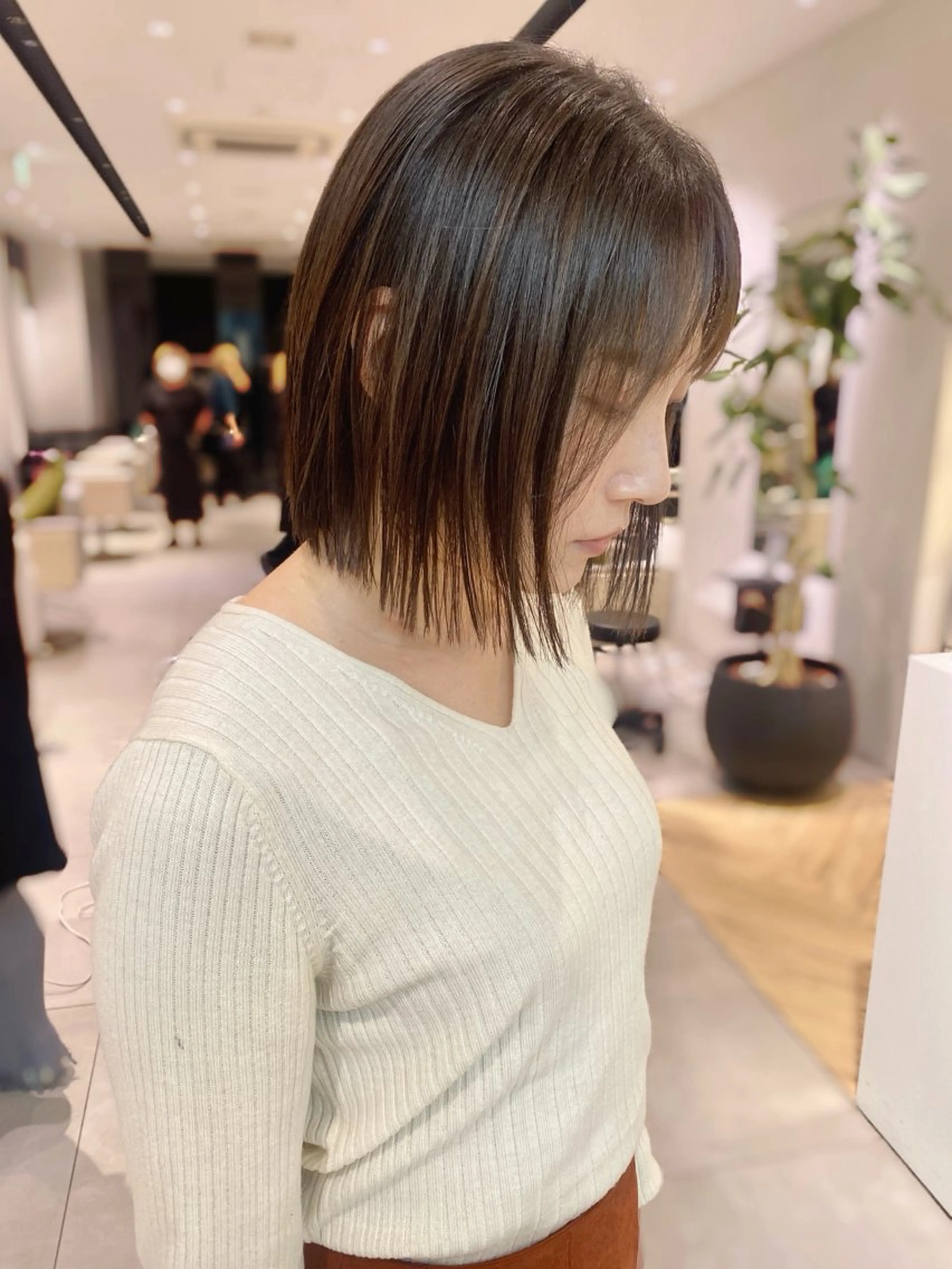 ミディアム ボブ ヘアカラー トリートメント 銀座/髪質改善/韓国 カラー🍓原田侑依のヘアスタイル