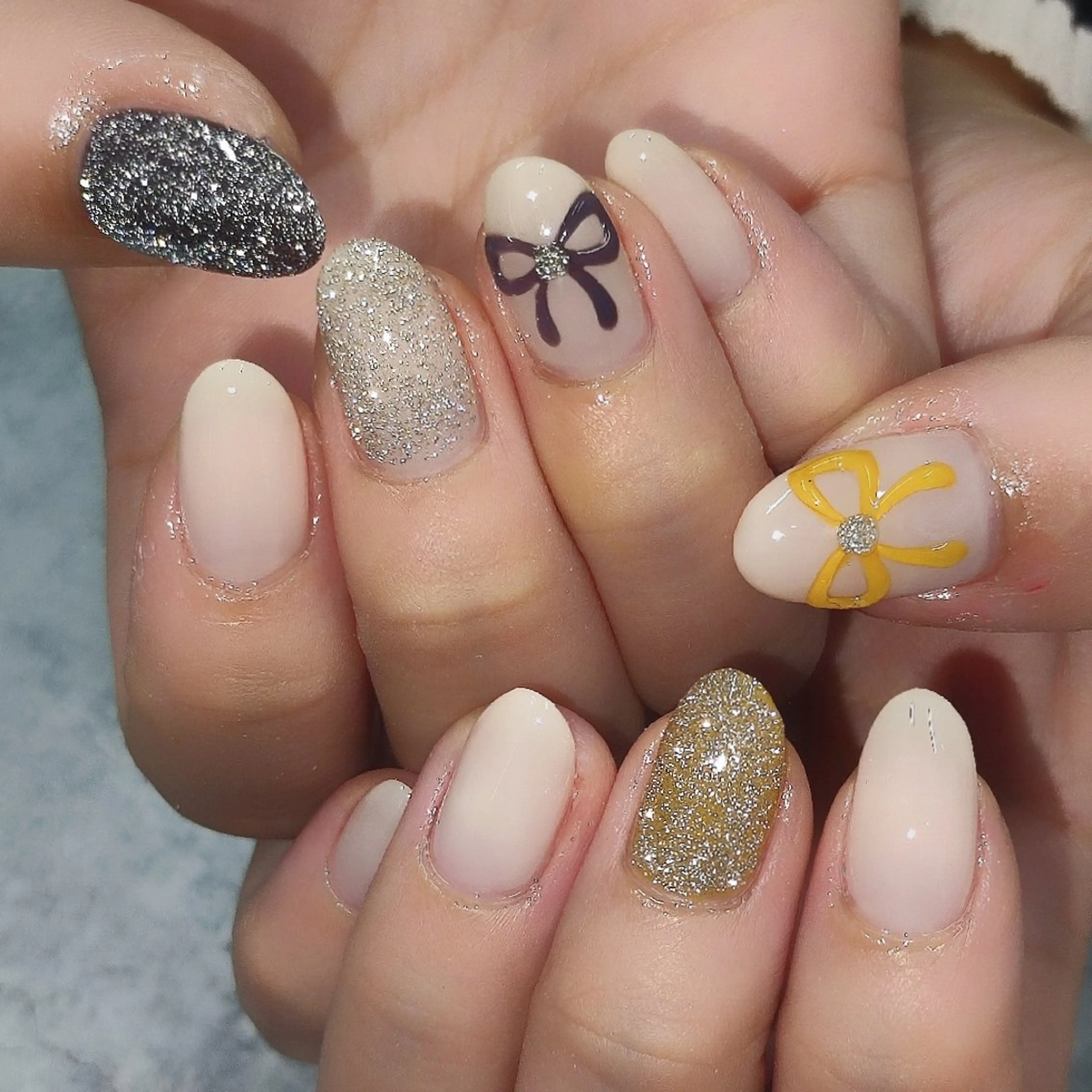 ネイル フラッシュネイル ラメ(グリッター) リボン 個人サロン saltnailのネイルデザイン