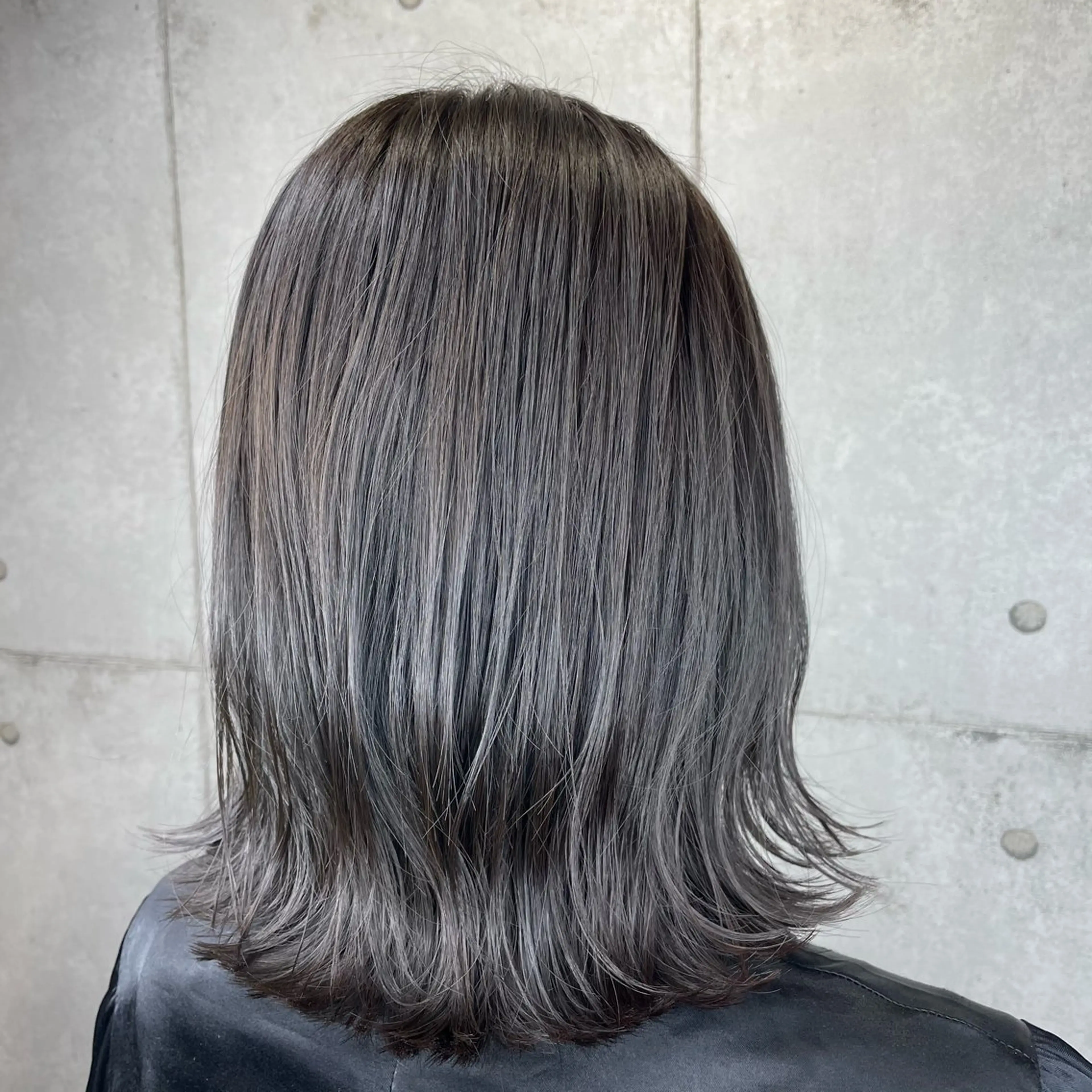 ミディアム カラー newi 所沢のヘアスタイル