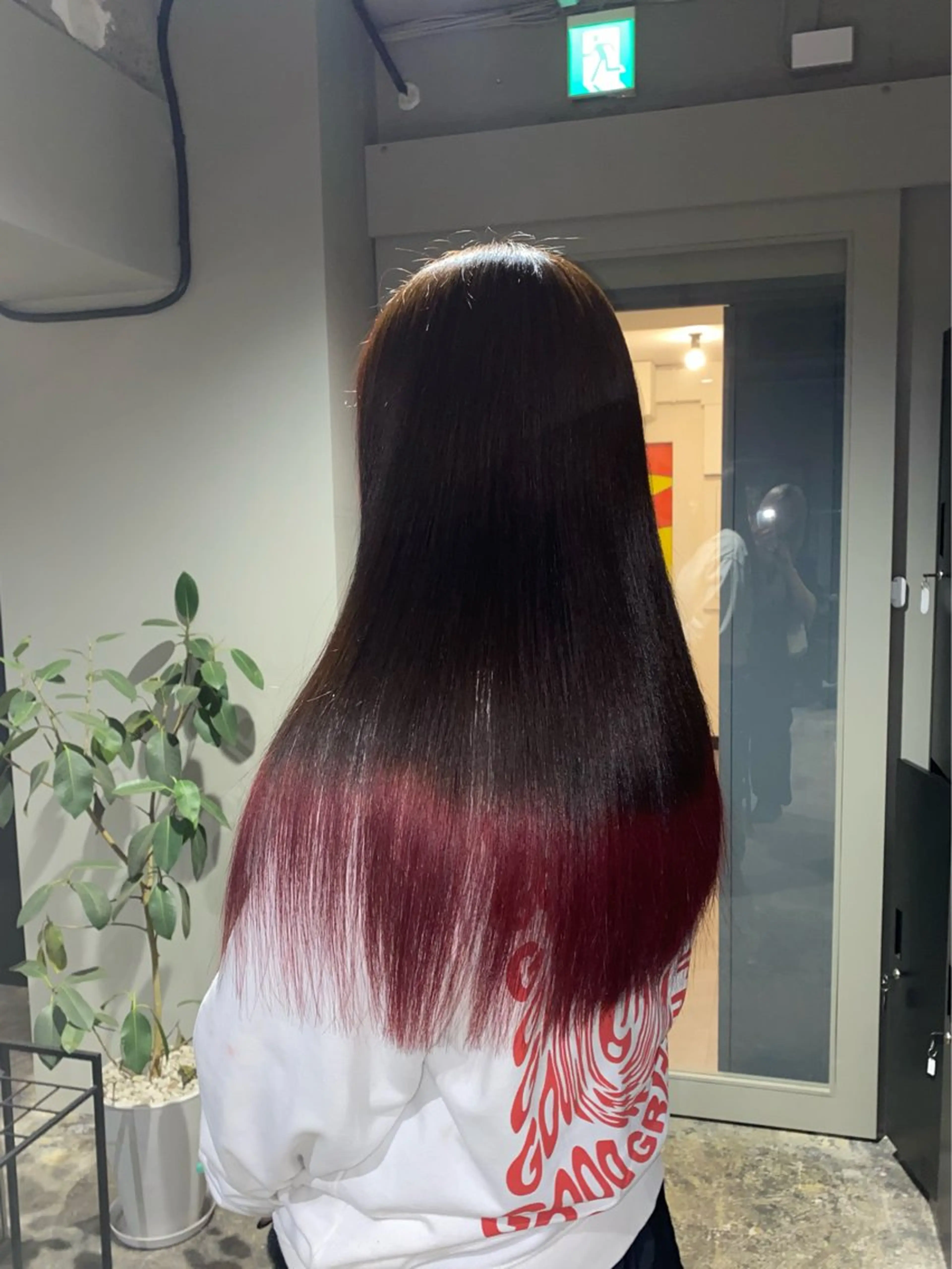 ロング ハイトーンカラー レイヤー/ juriのヘアスタイル