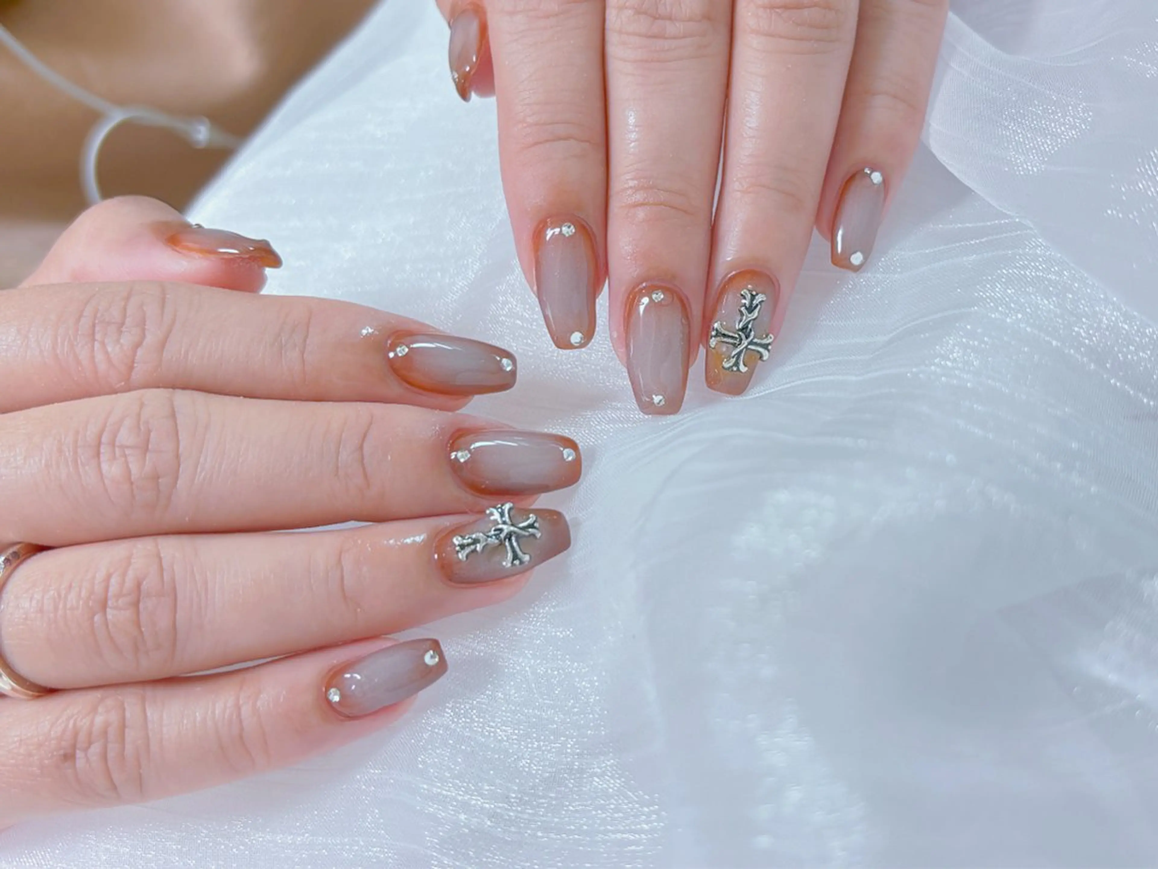 ネイル ネイルサロンエクラ 🫧Shizukaのネイルデザイン