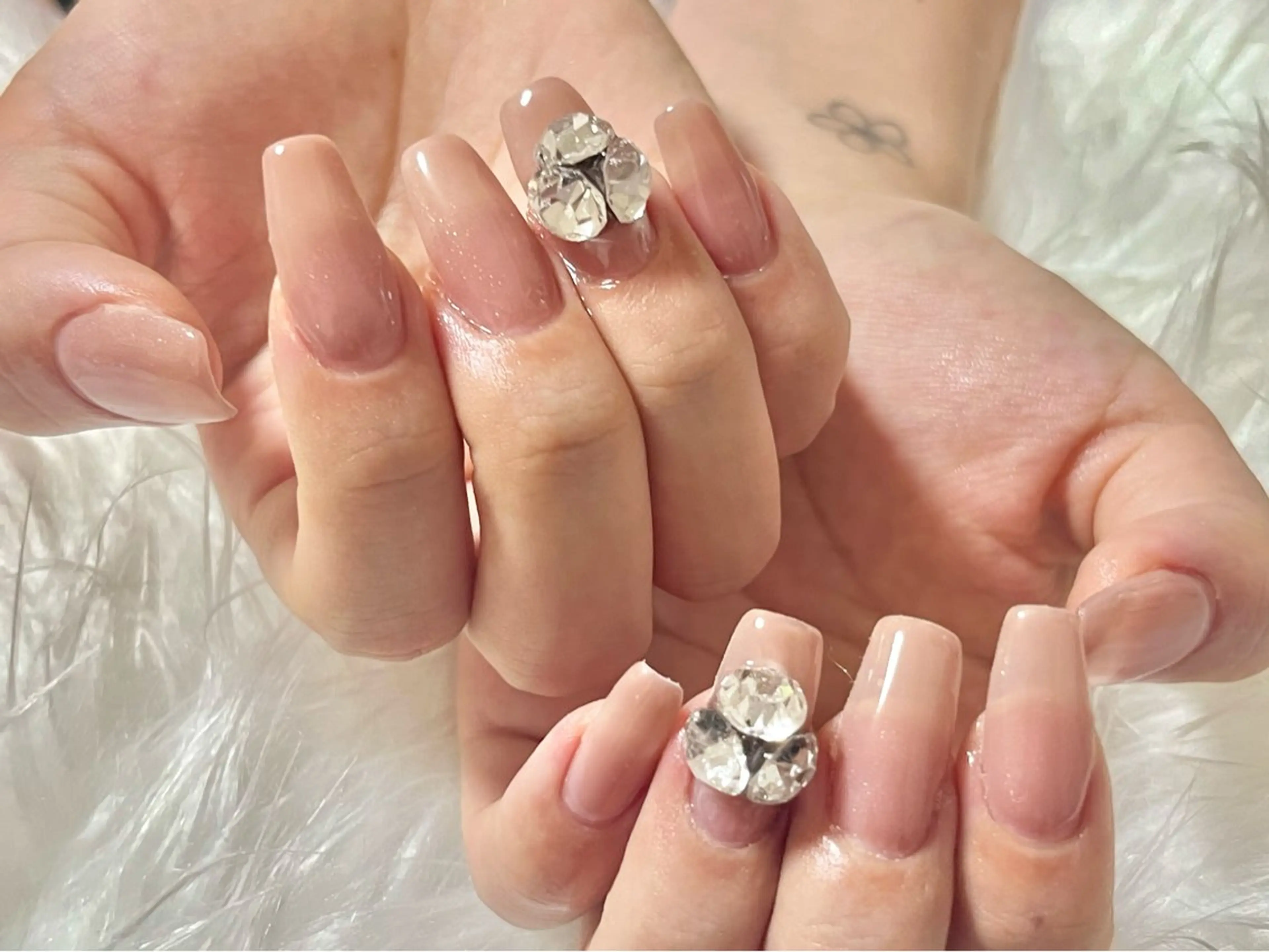 ネイル hohomi .のネイルデザイン