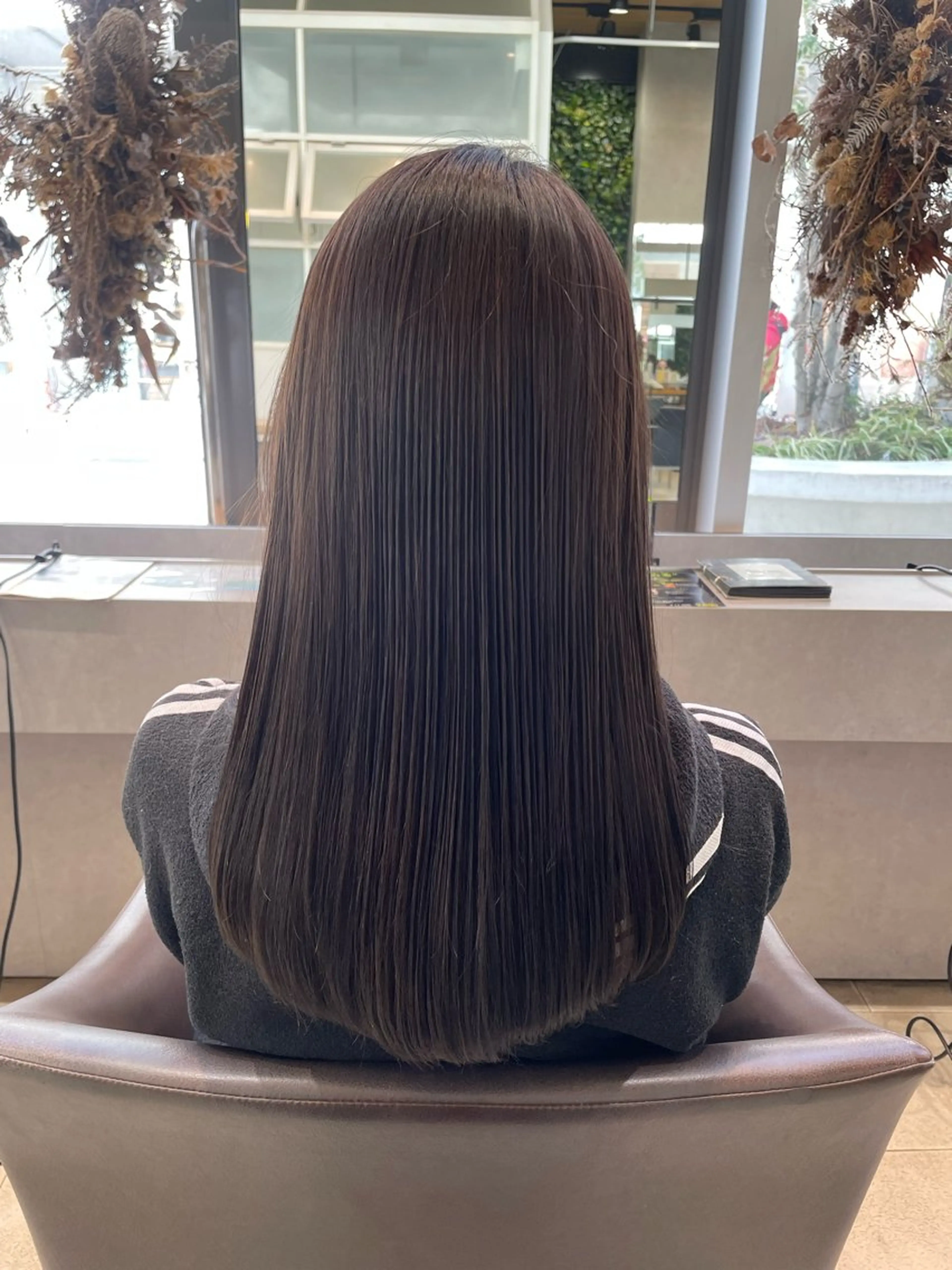 ロング 原 萌香のヘアスタイル