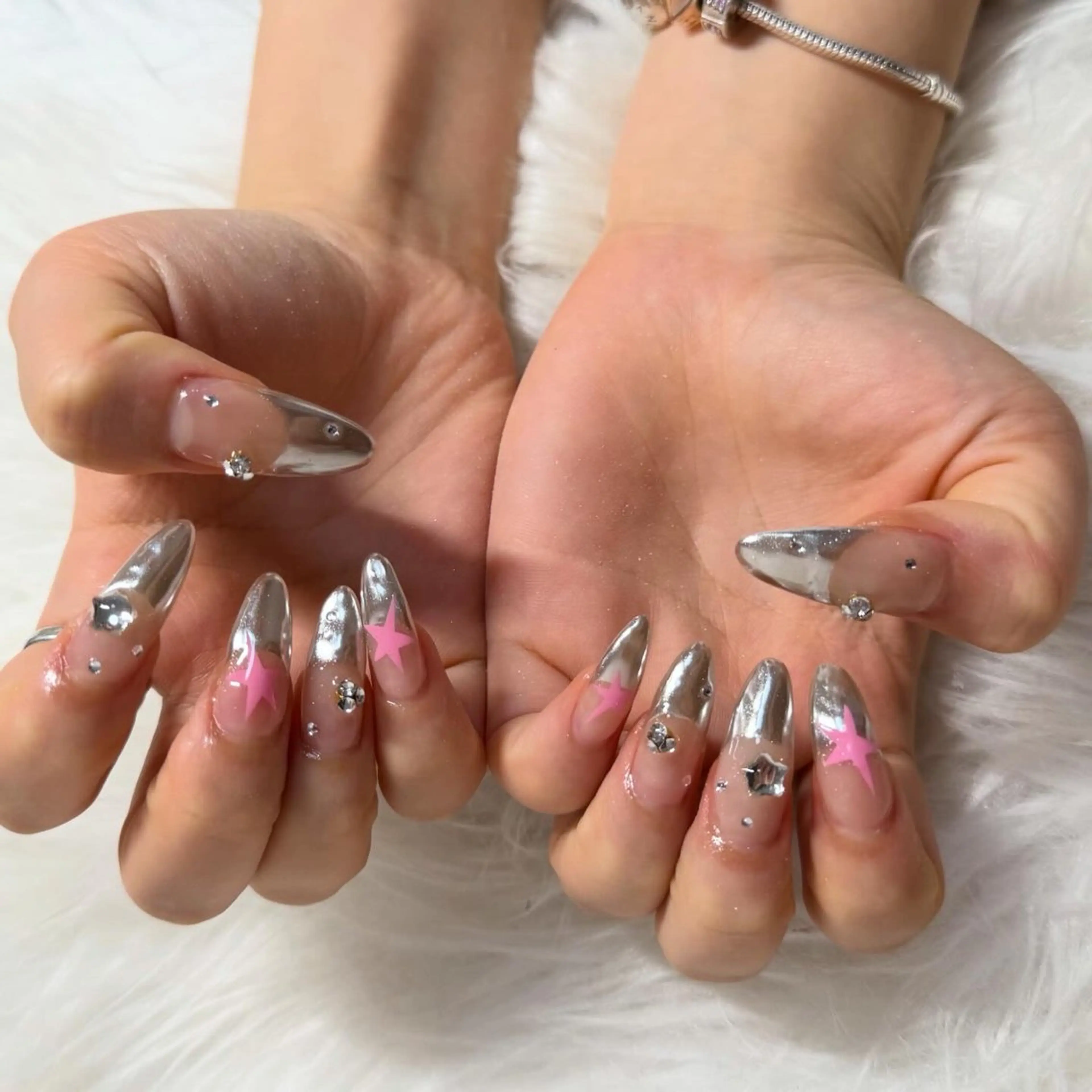 ロング ハンドネイル mao .のネイルデザイン