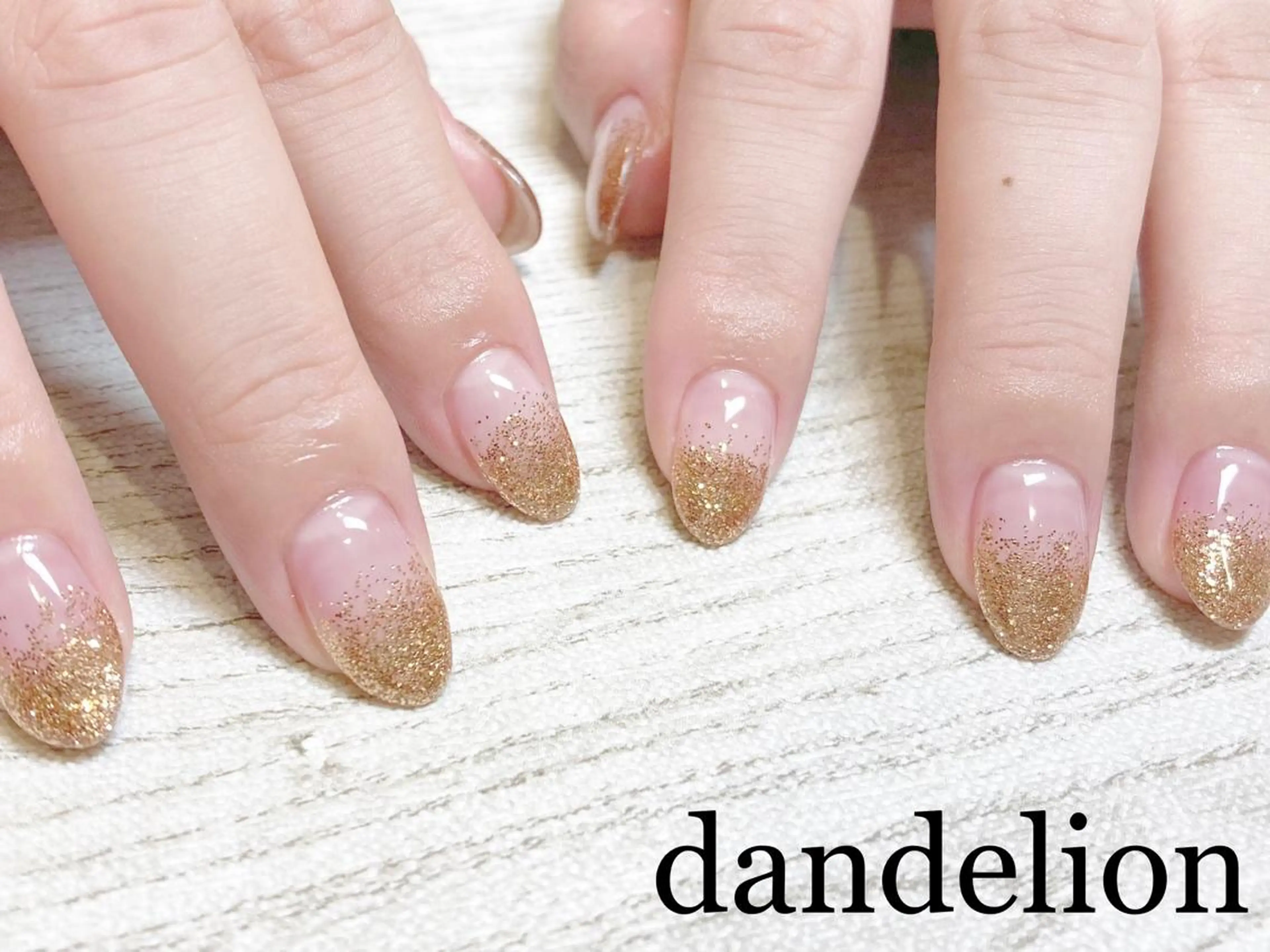 ネイル ハンドネイル ハンドケア dandelion ダンデライオンのネイルデザイン