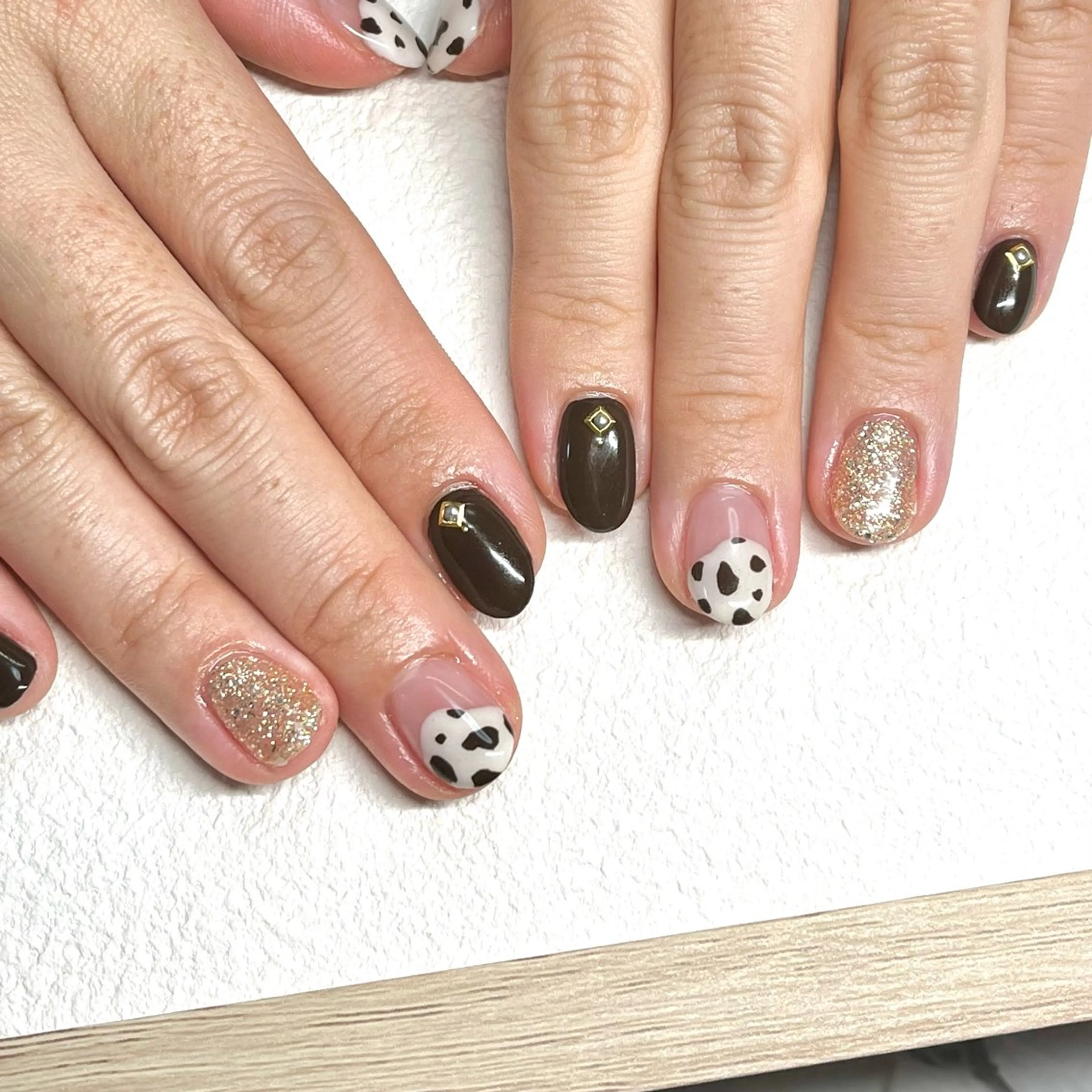 ネイル アニマル柄 ブラウン 長さ出し ジェルネイル ニュアンスネイル One’Ness所属・One’Ness Nana🤍のネイルデザイン