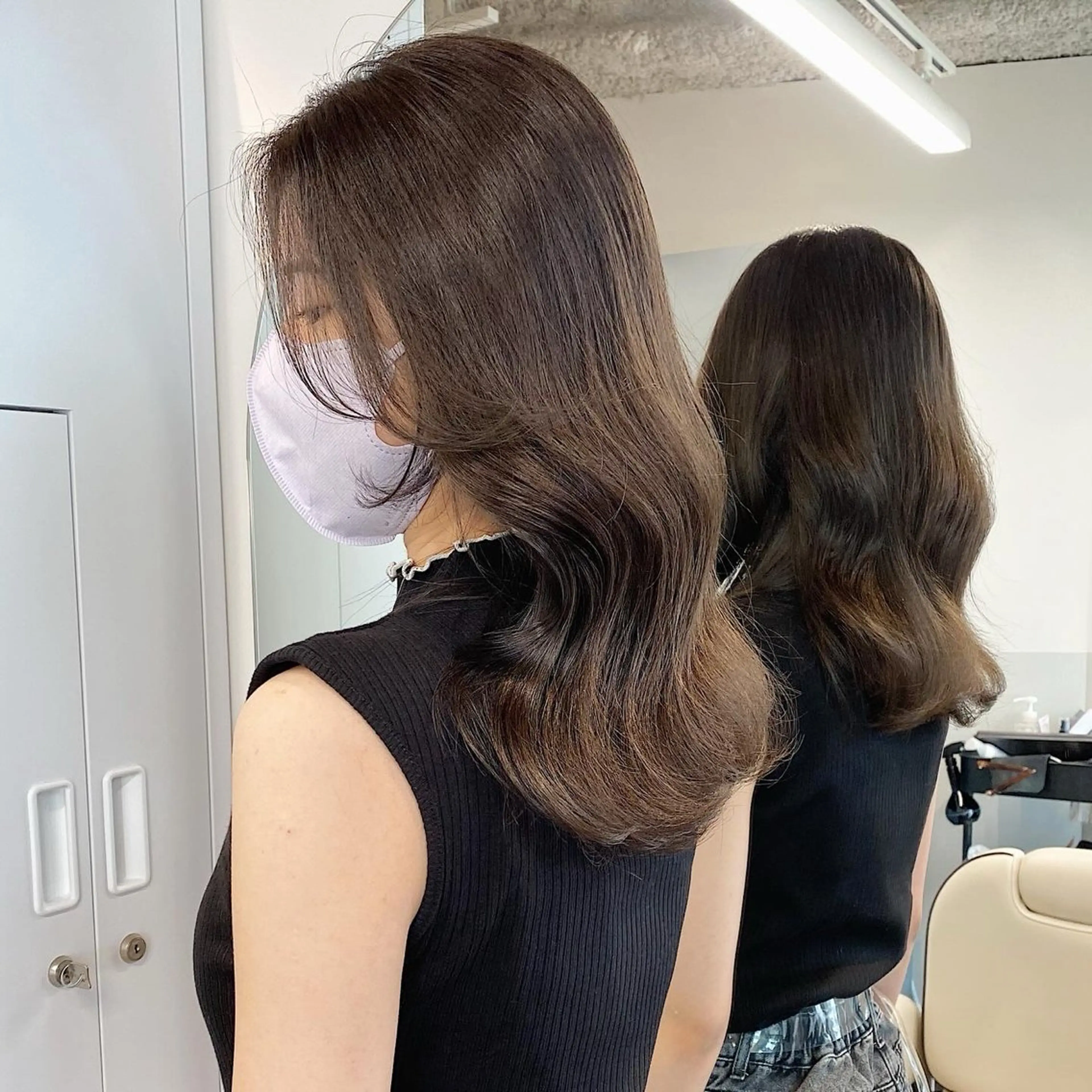 ミディアム カラー ブリーチ 透明感カラー グレージュ ミルクティーグレージュ ブリーチなしカラー ブリーチなしカラー/ 髪質改善/寺門束のヘアスタイル