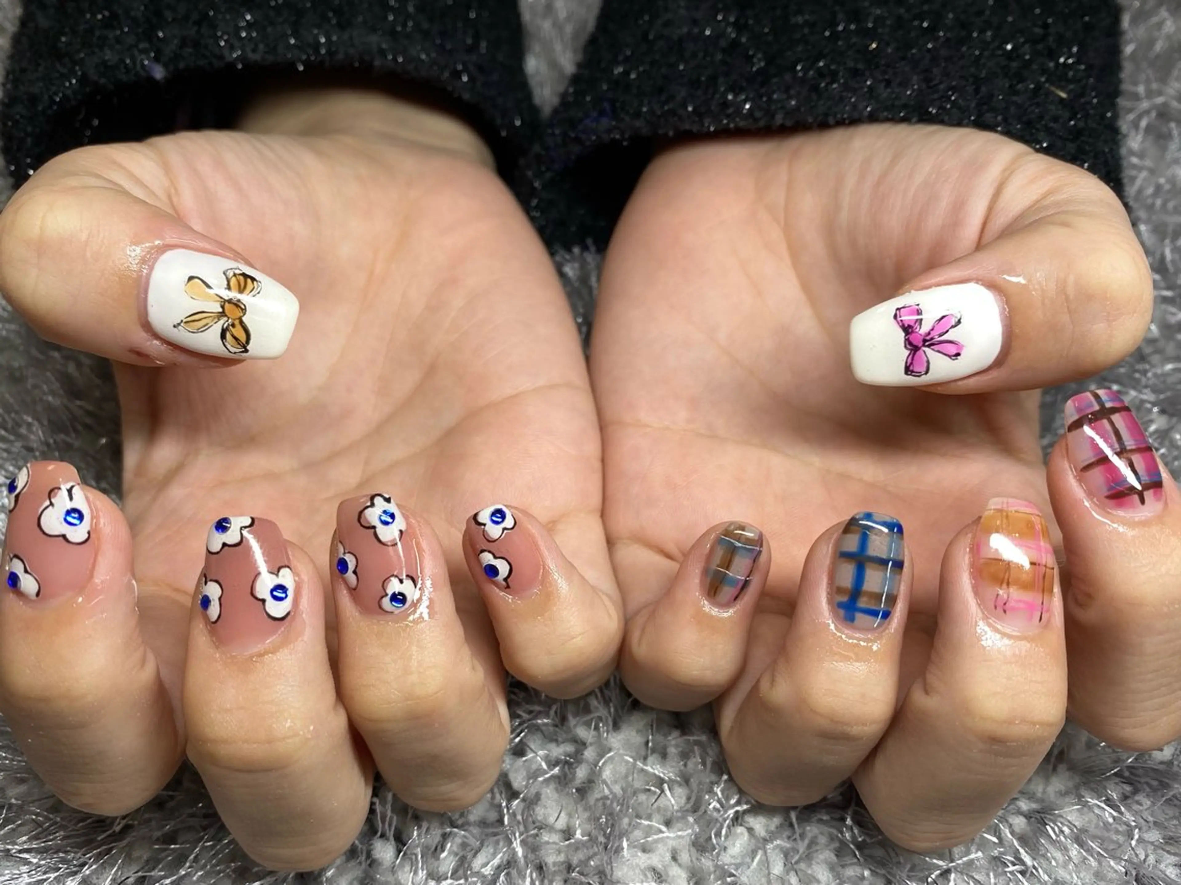 ネイル 隠れ家サロン あたしンちのネイルデザイン