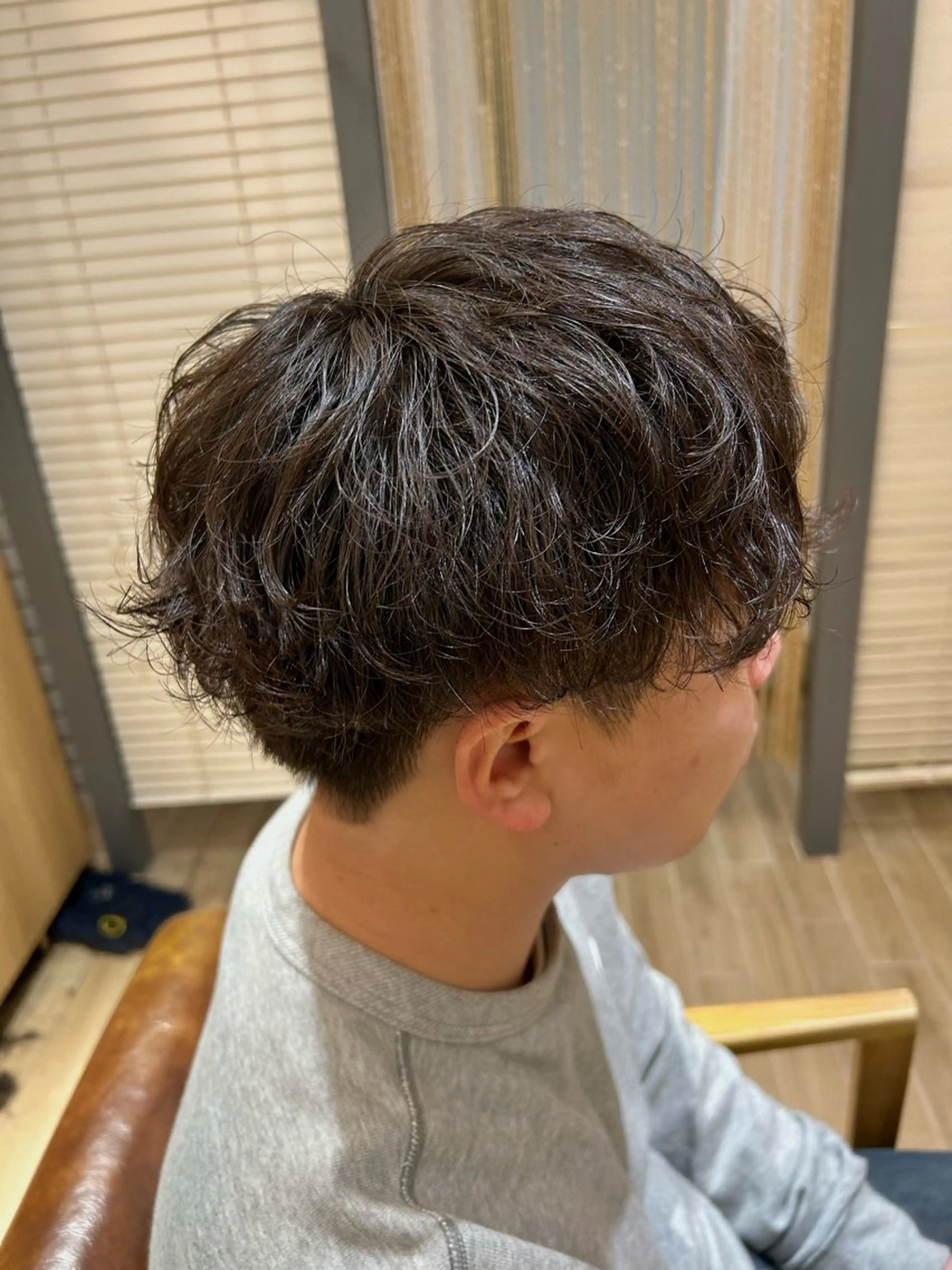 パーマ メンズ カット パーマ メンズカット/センタ ーパート /マミヤのヘアスタイル