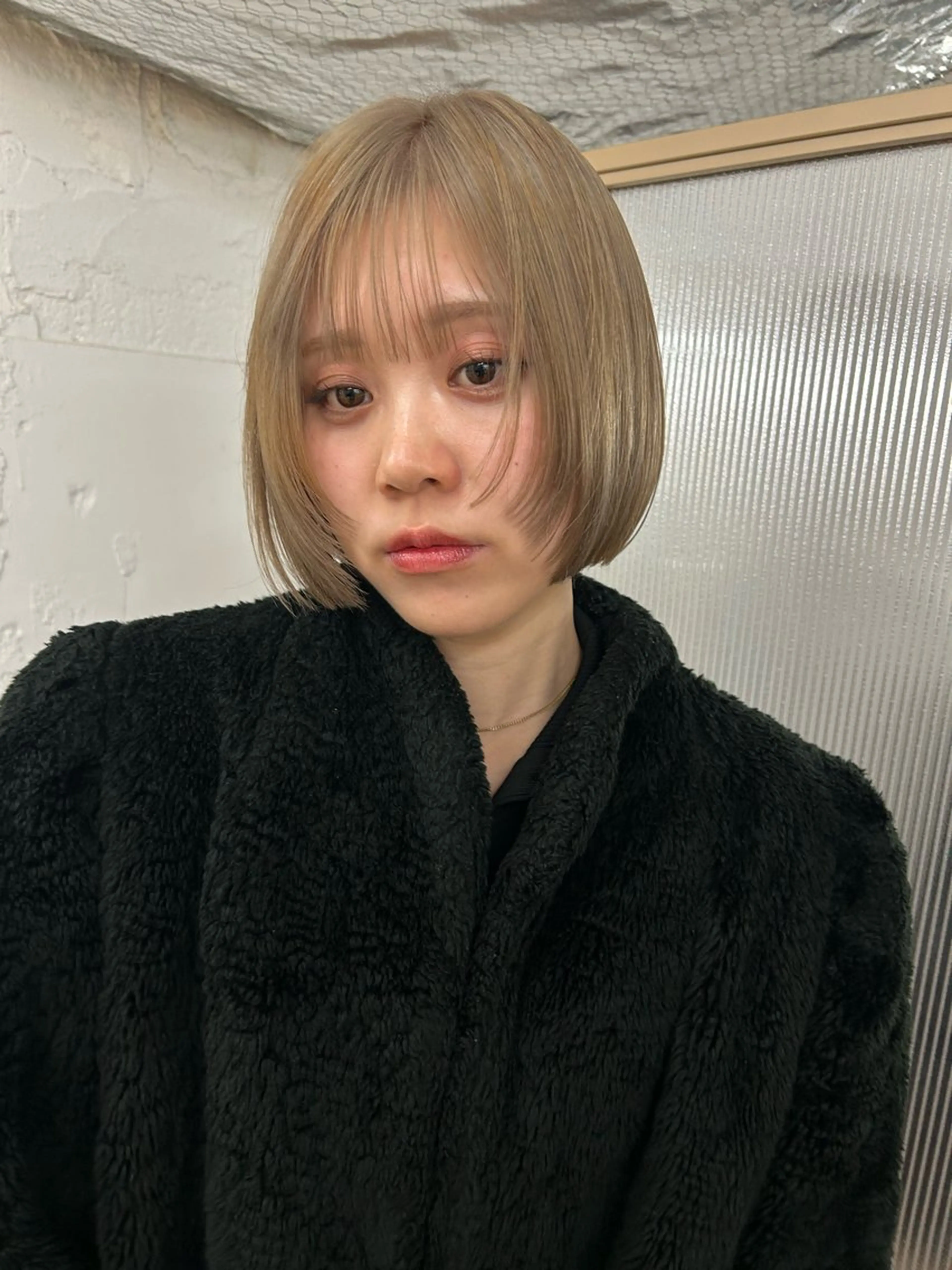 ショート カラー カット ヘアカラー トリートメント hen所属・心斎橋/レイヤー/ ブリーチ/モエのヘアスタイル