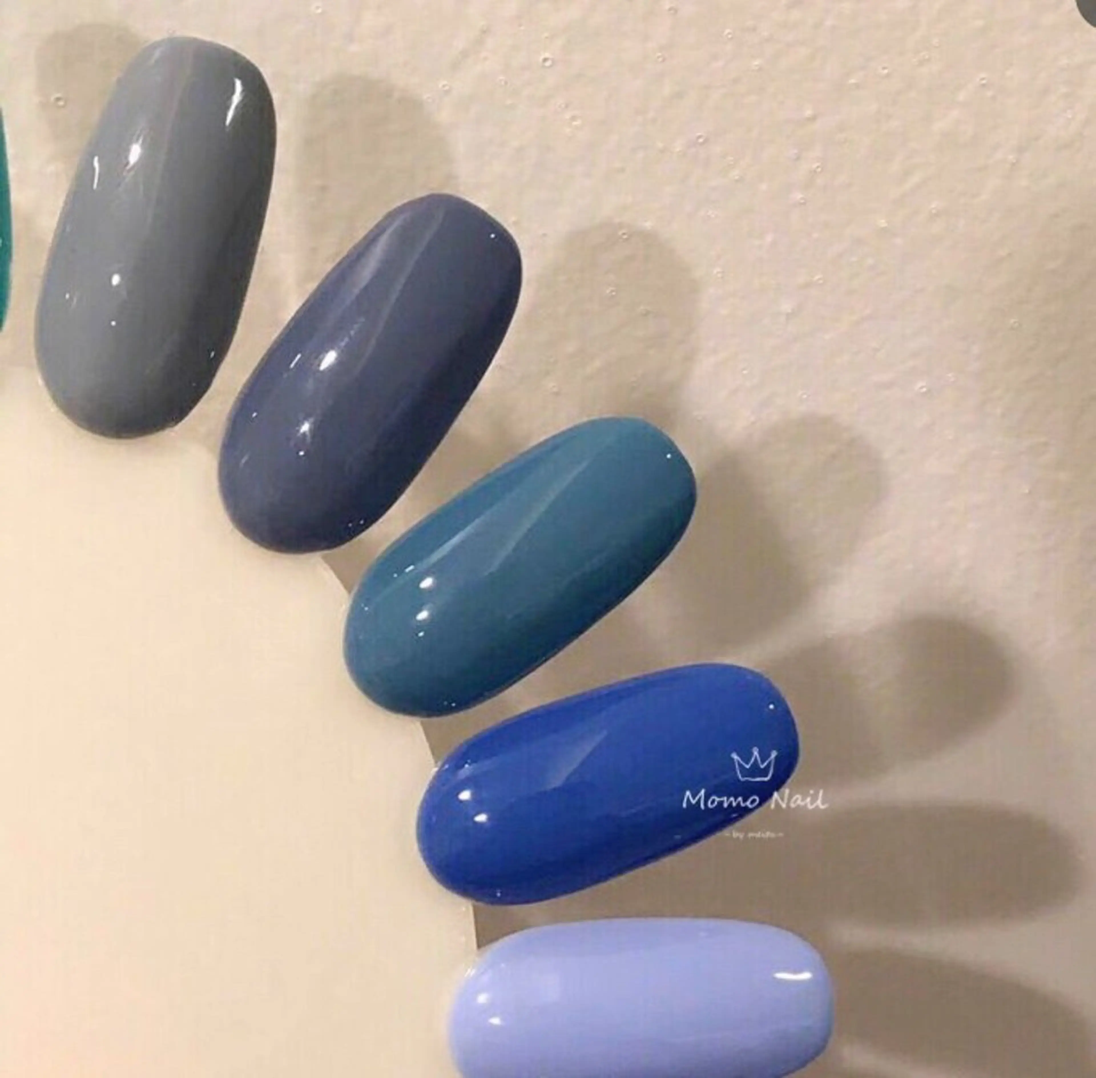 ネイル ワンカラーネイル MOMO nail所属・NIITSU 川崎のネイルデザイン