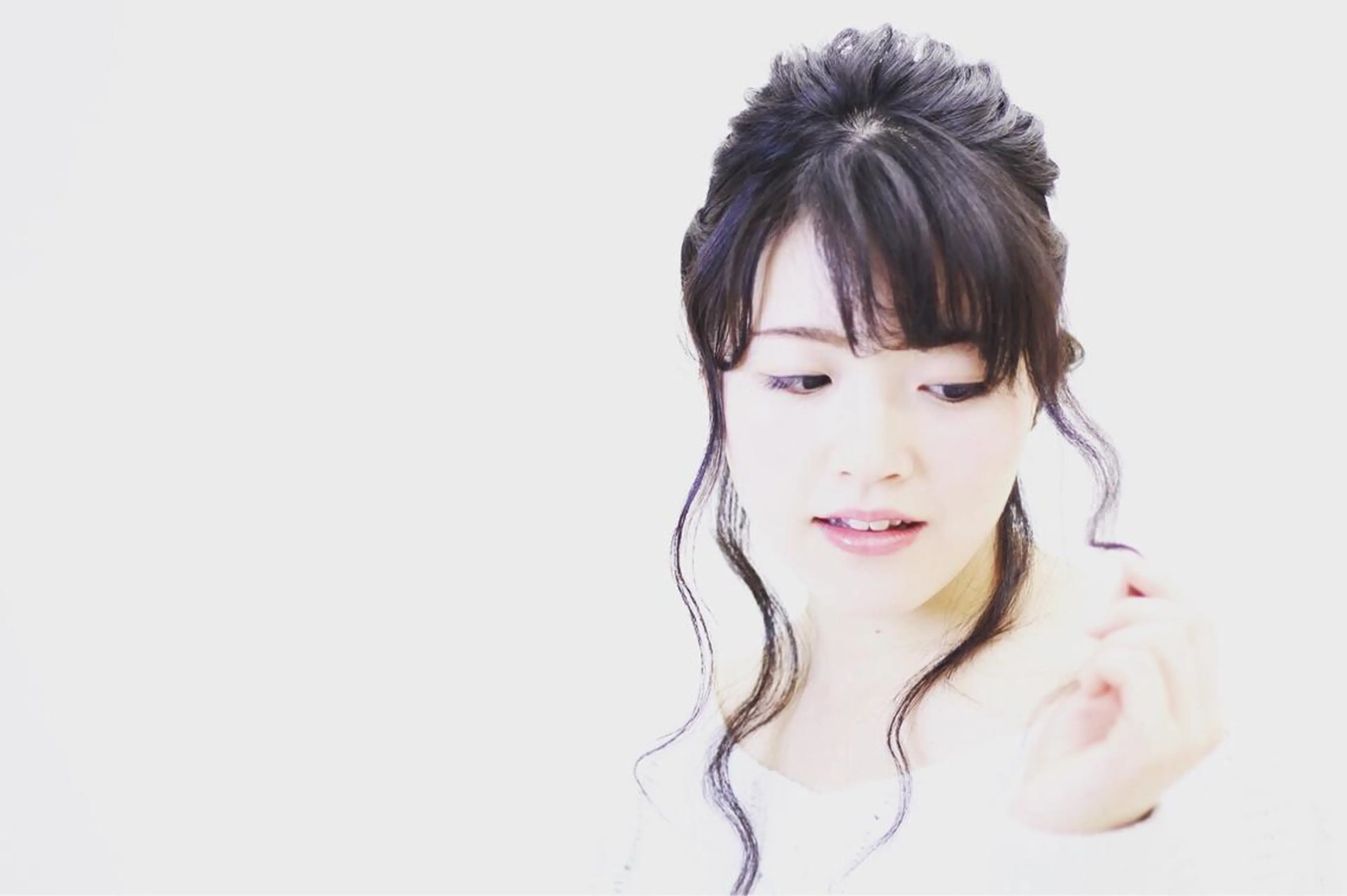 セミロング ヘアアレンジ Ｄirector 　徳久　真紀の眉毛・アイブロウイメージ