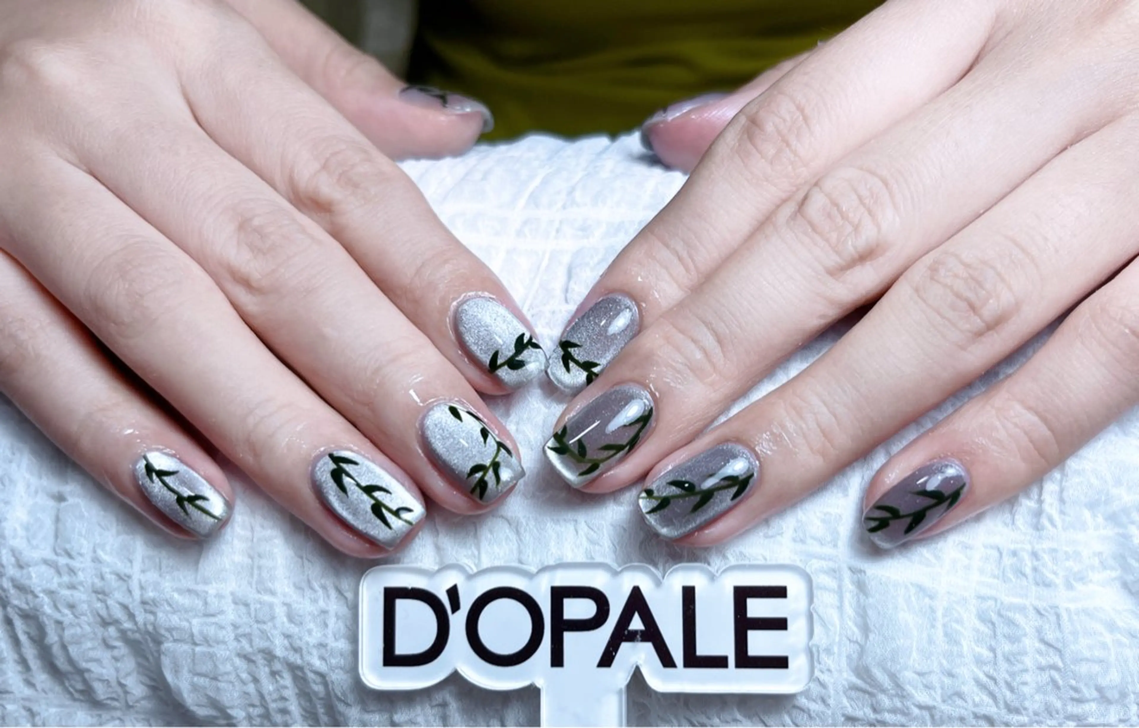 ネイル ハンドネイル D‘OPALEサロン所属・トパサロン 上野kkのネイルデザイン