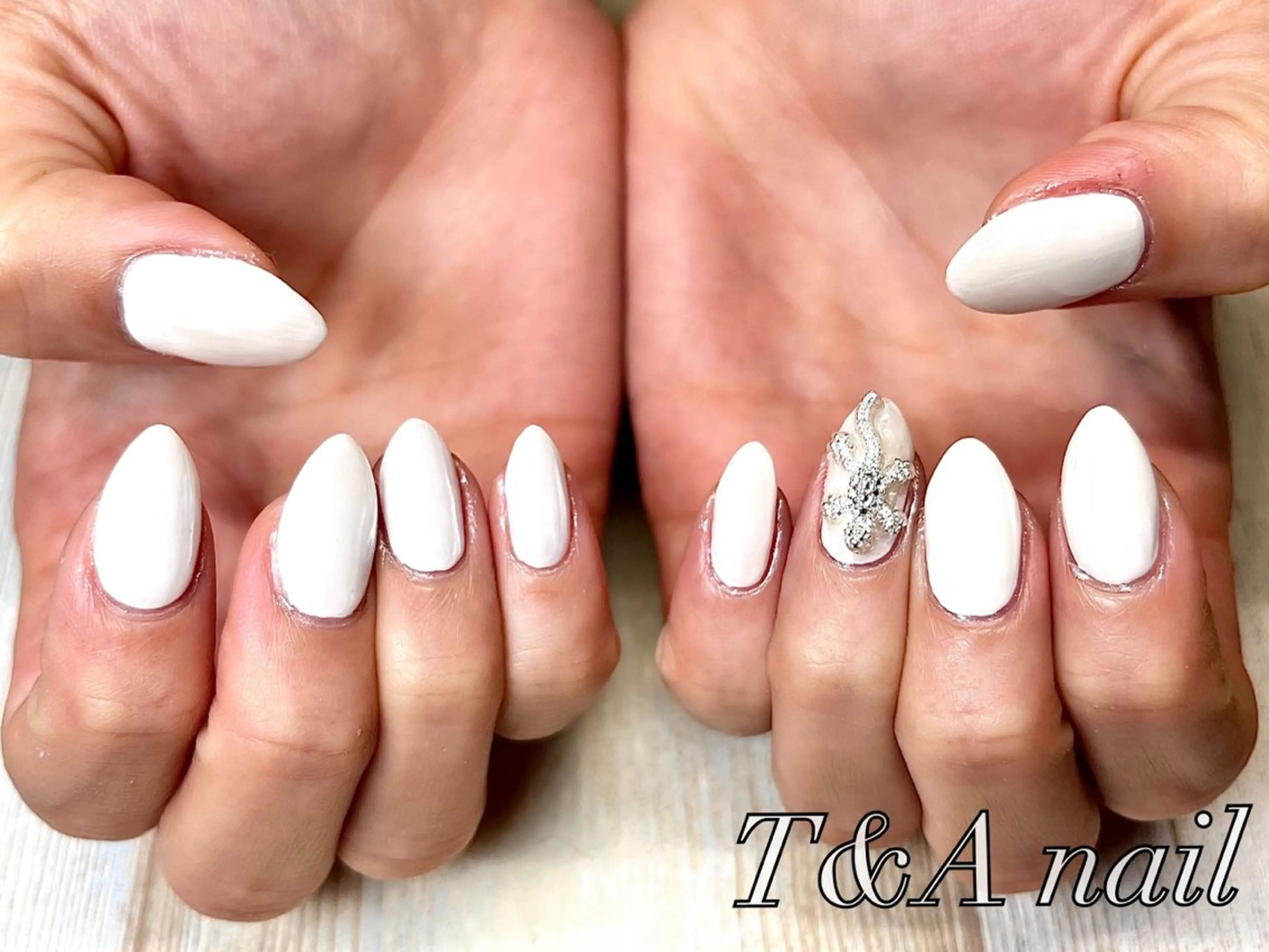 ネイル 長さ出し ジェルネイル ワンカラーネイル スカルプネイル シンプルネイル T&A nailのネイルデザイン