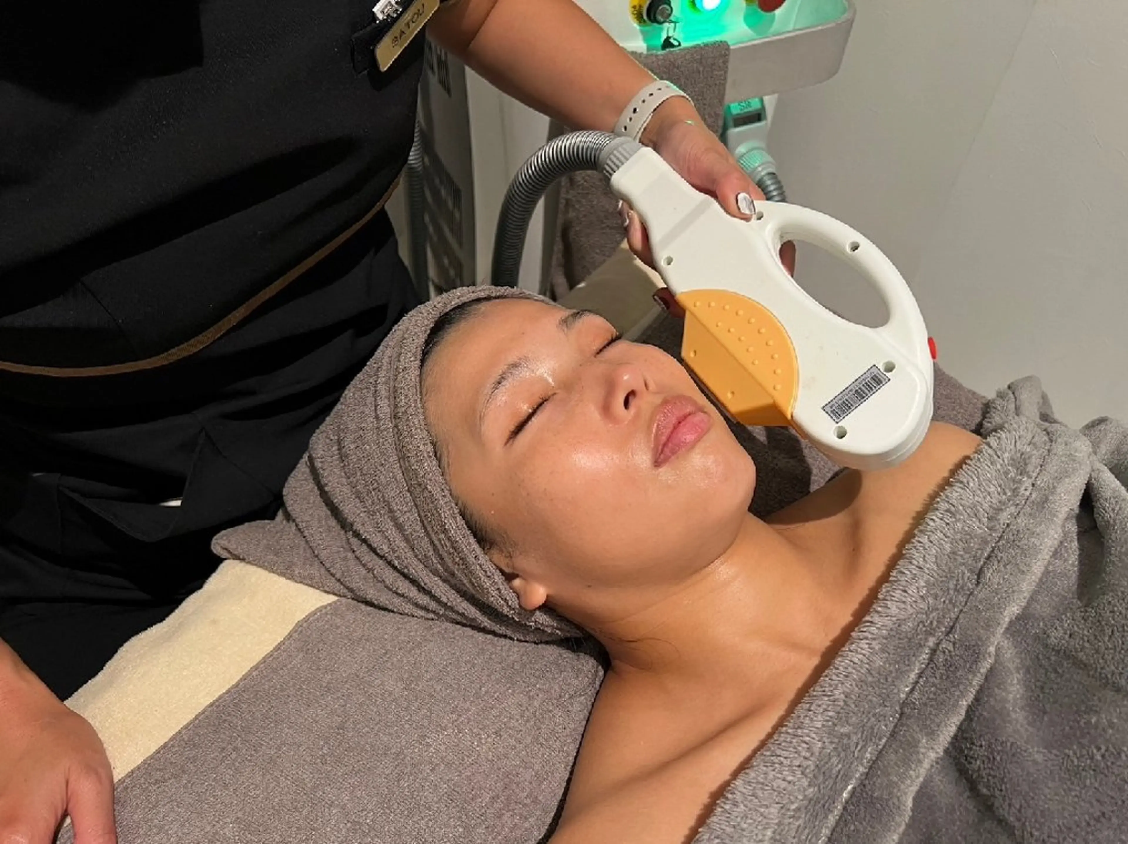 【フォトケア】美肌+リフトアップ効果の写真