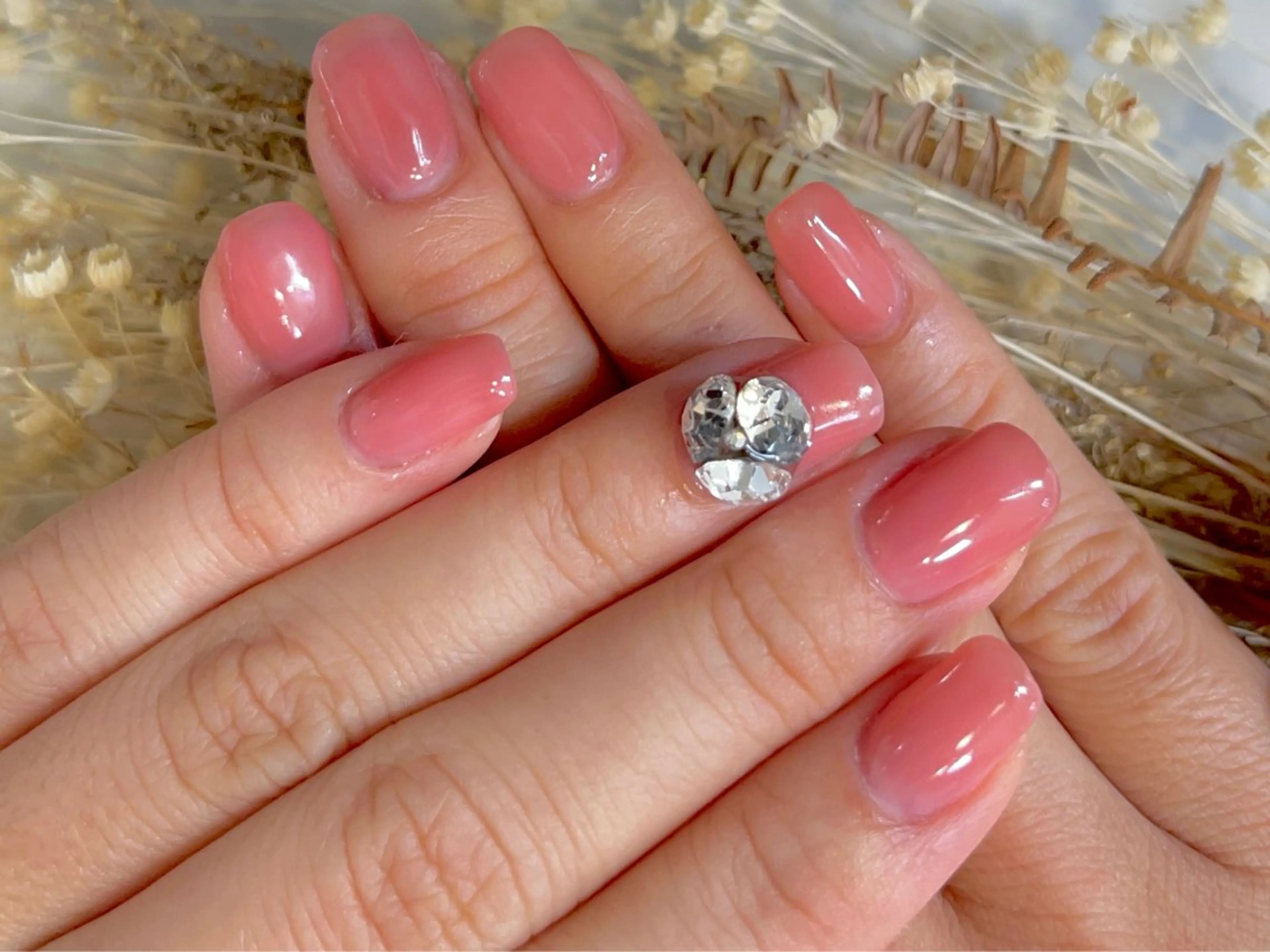 流行りのワンカラー＋ビジュVカットor埋め尽くし1本♪【ケア、オフ込み】¥7000→¥6000の写真