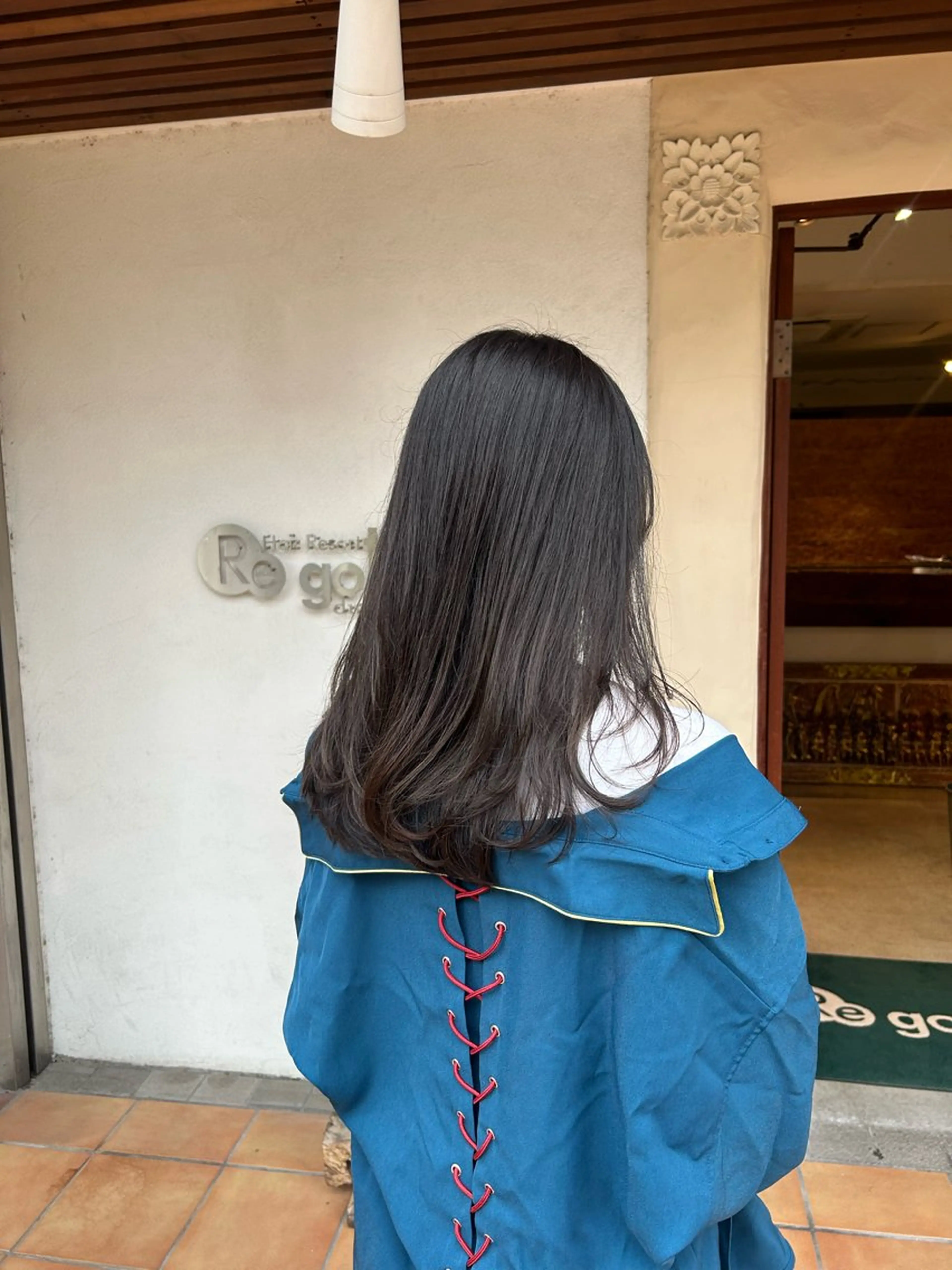 ロング カラー putri 川邉 優花のヘアスタイル