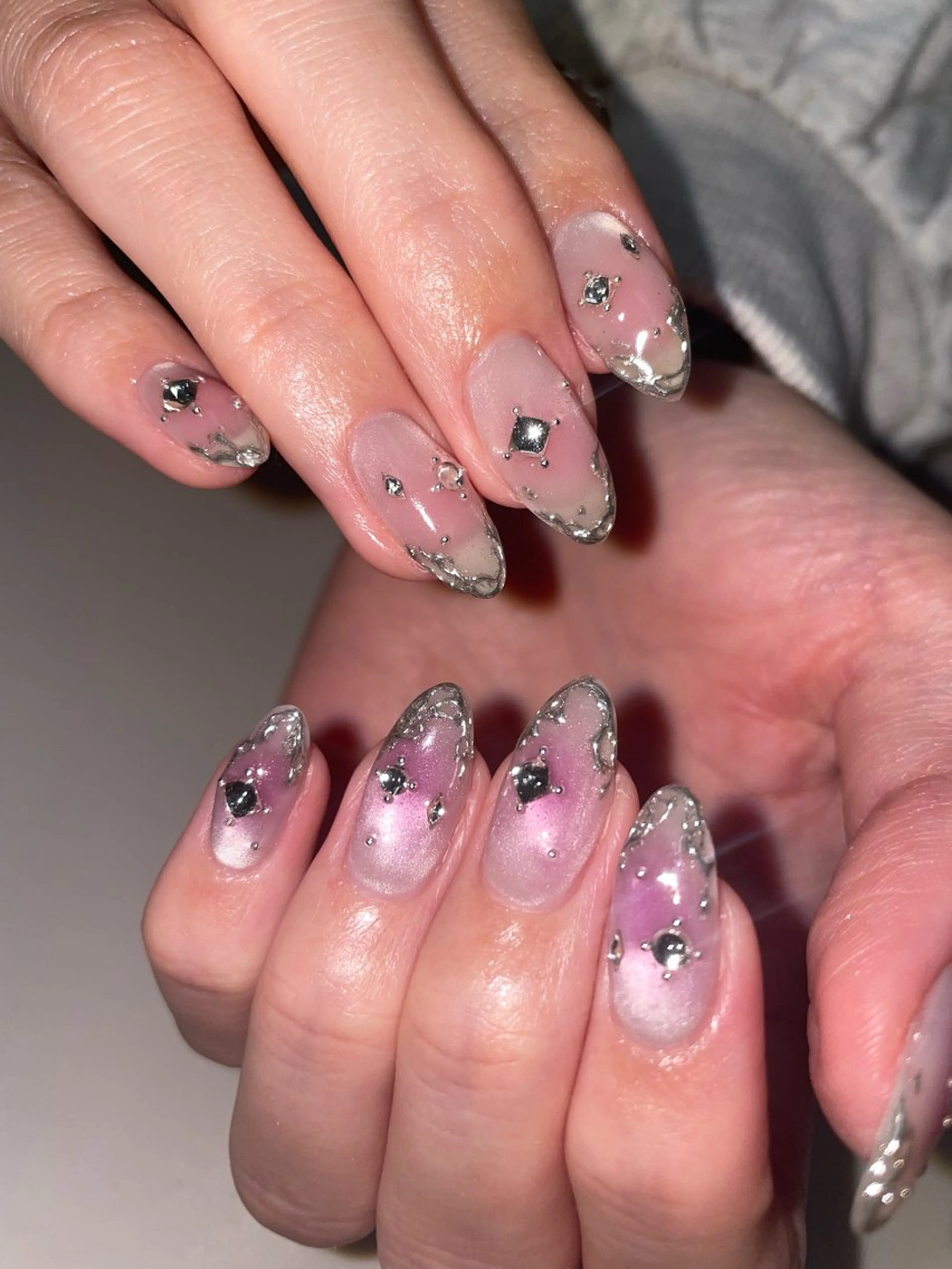 ネイル ハンドネイル Hisaka Mikiのネイルデザイン