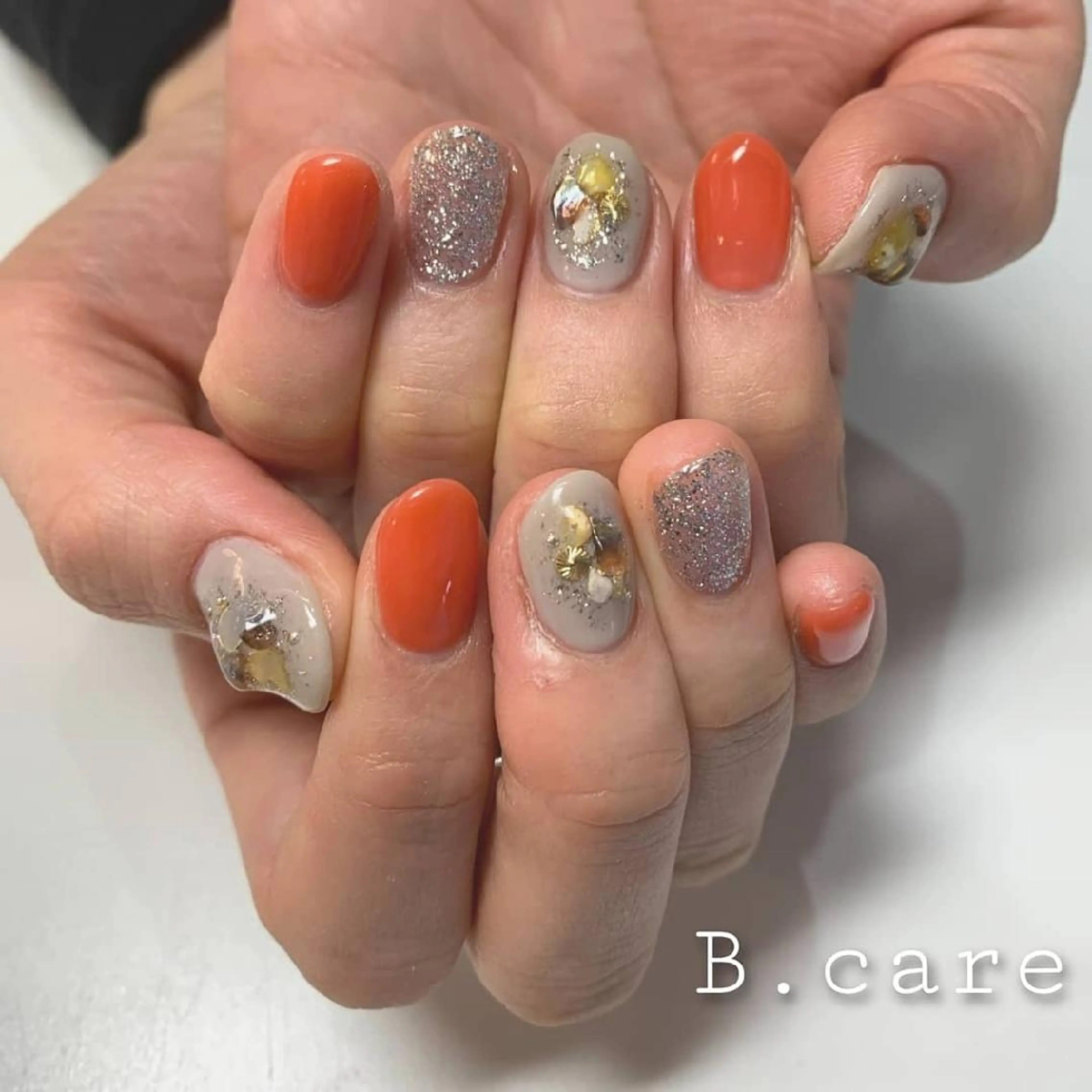 ネイル B.care自由ヶ丘所属・早坂  のネイルデザイン