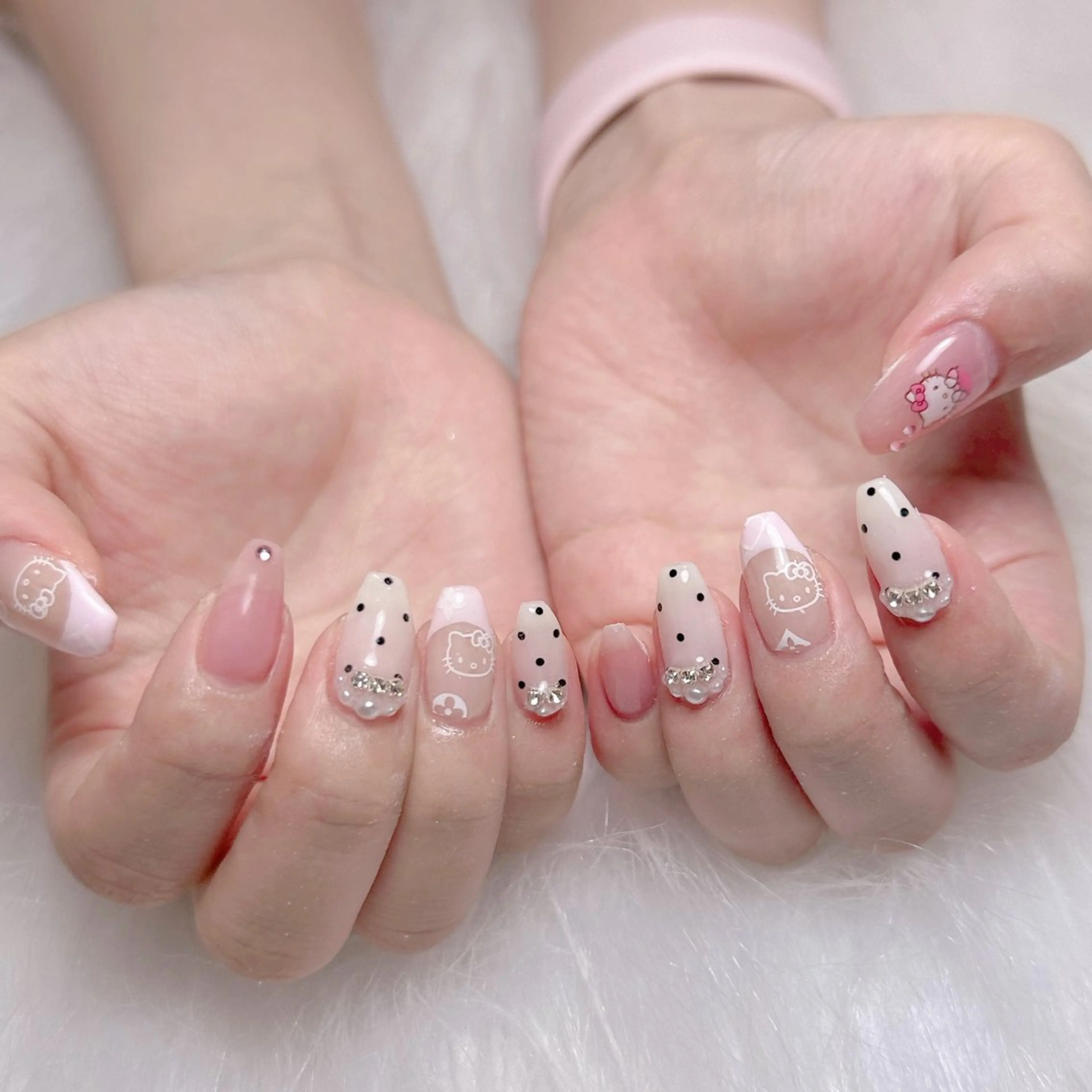 ネイル ハンドネイル Mari 🎀六月移転のネイルデザイン