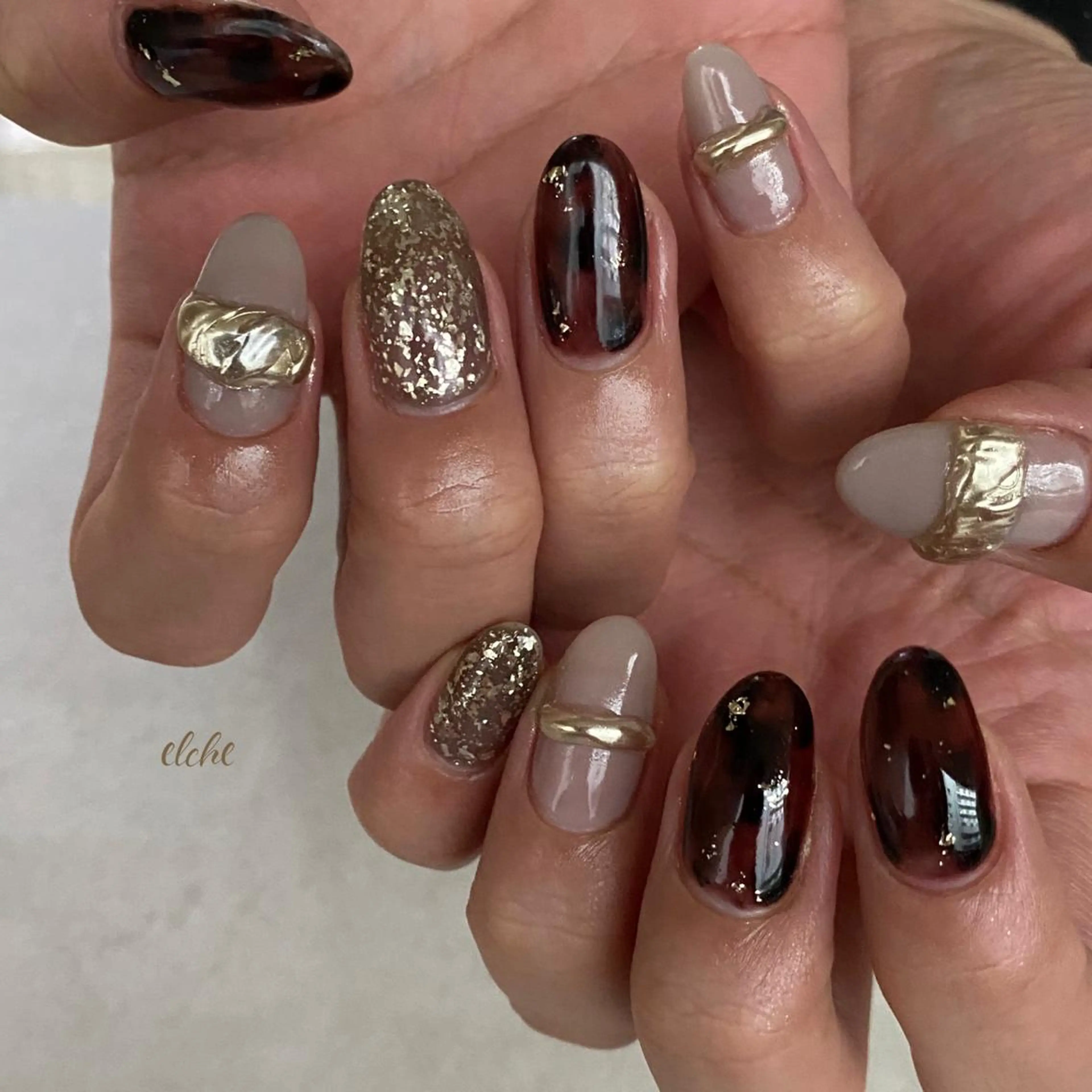 ネイル ミラーネイル Rio 𓍼のネイルデザイン