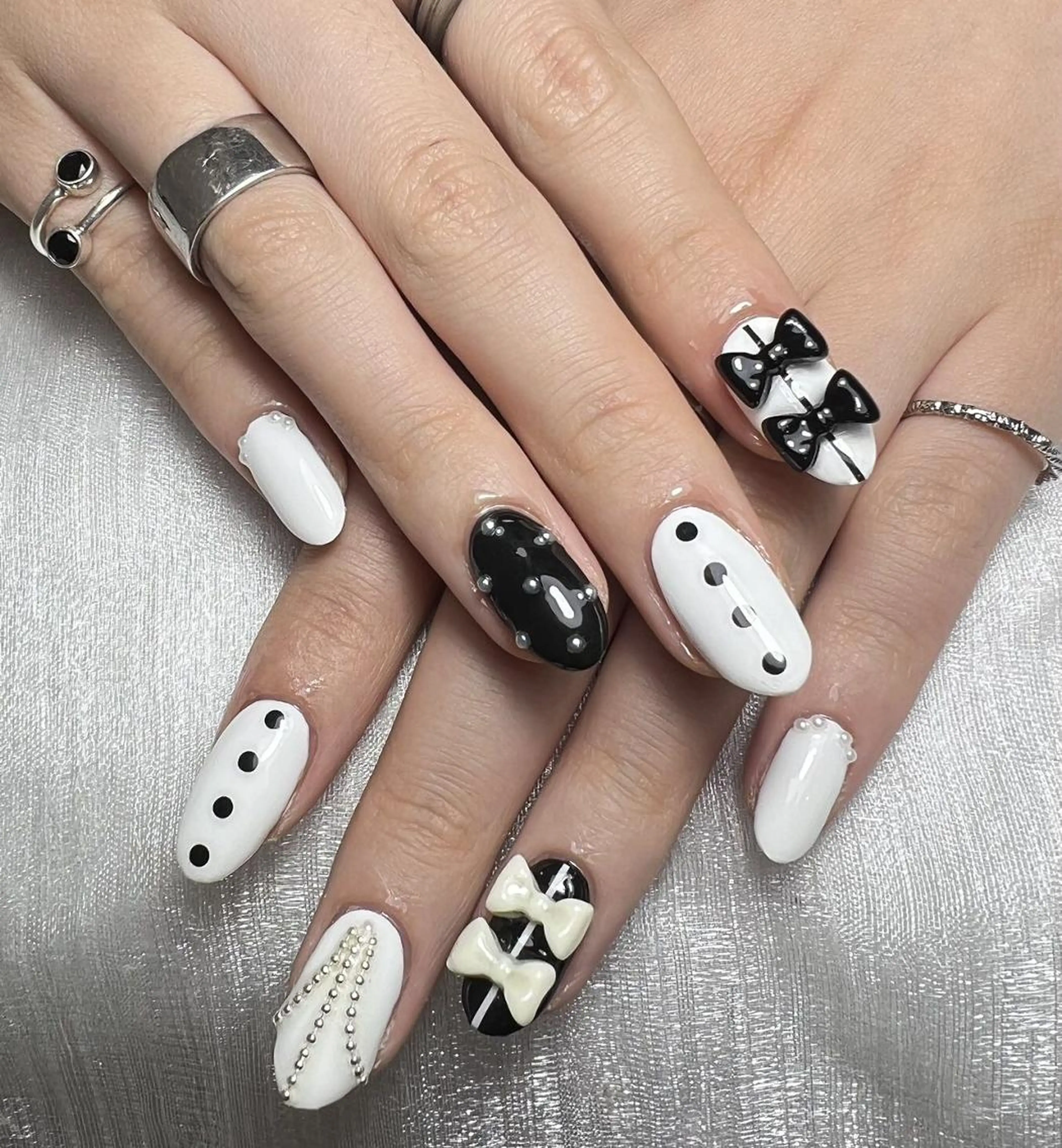 ネイル DEMAIN- 🌹のネイルデザイン