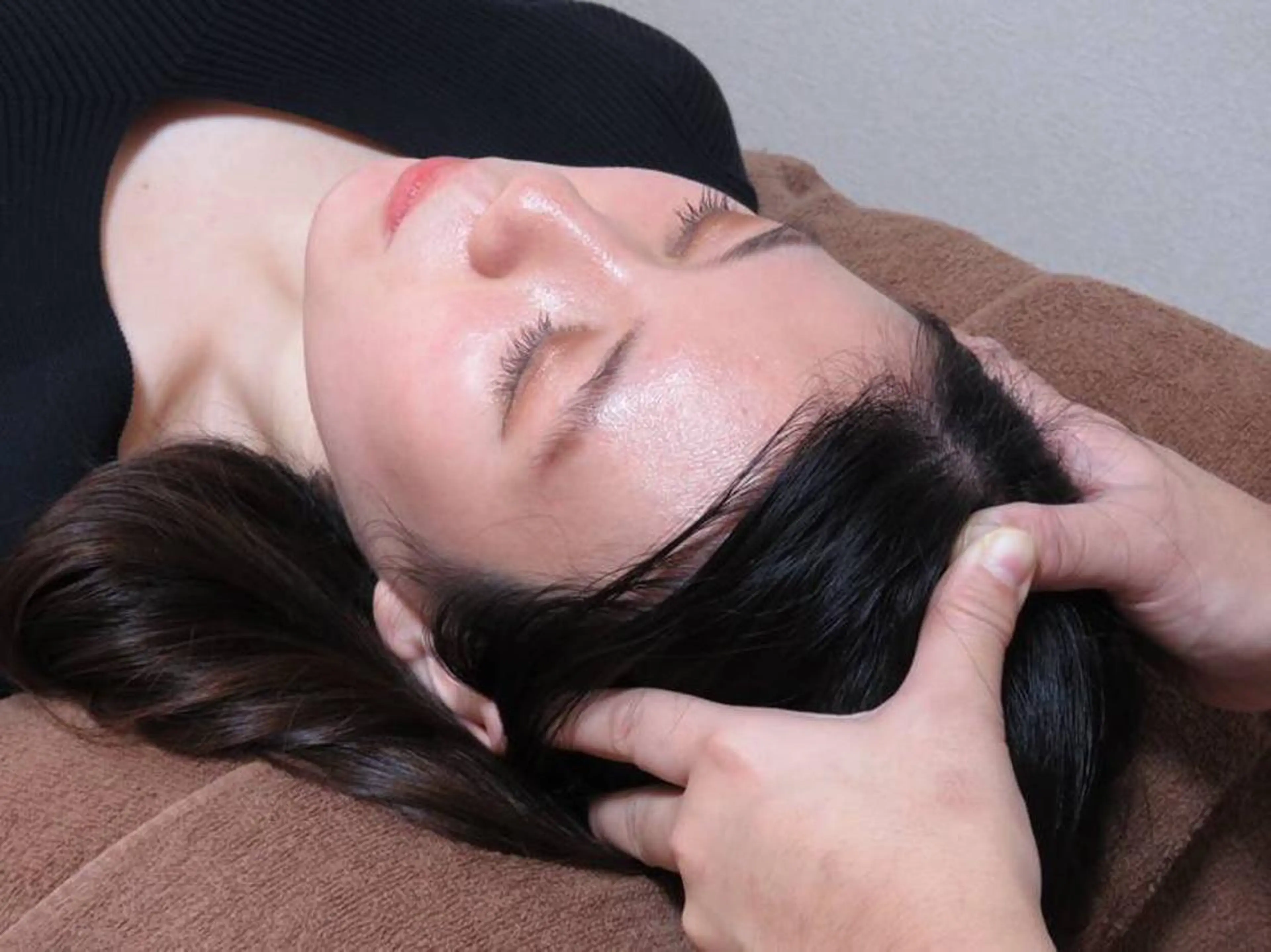 セットコース✳️１００分✳️ボディ７０分➕アイヘッド30分) 【骨盤・小顔調整付き】の写真