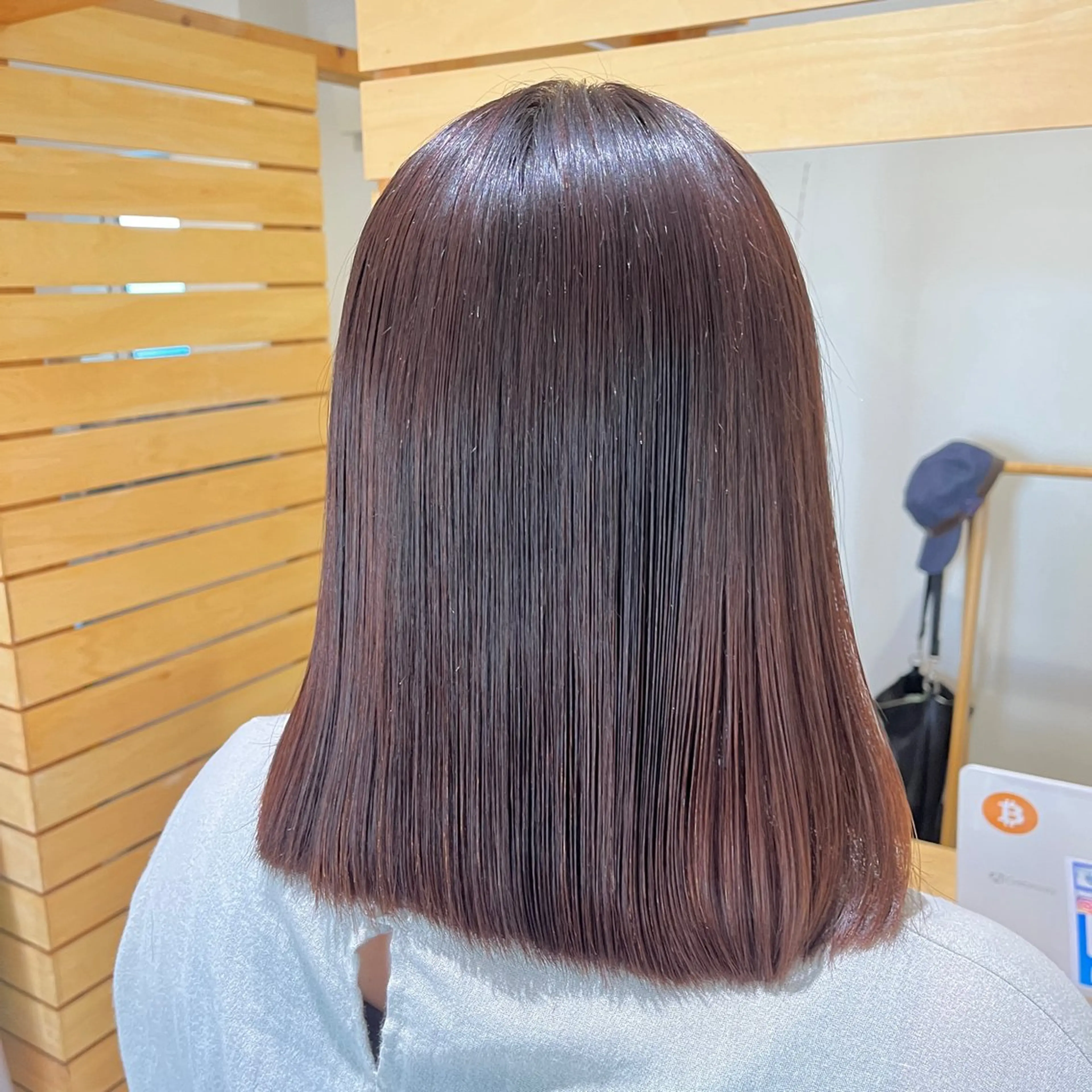 ミディアム くせ毛 縮毛矯正 トリートメント RUBEUS【ルベウス】所属・✨艶々カラー🎨 杉本賢人のヘアスタイル