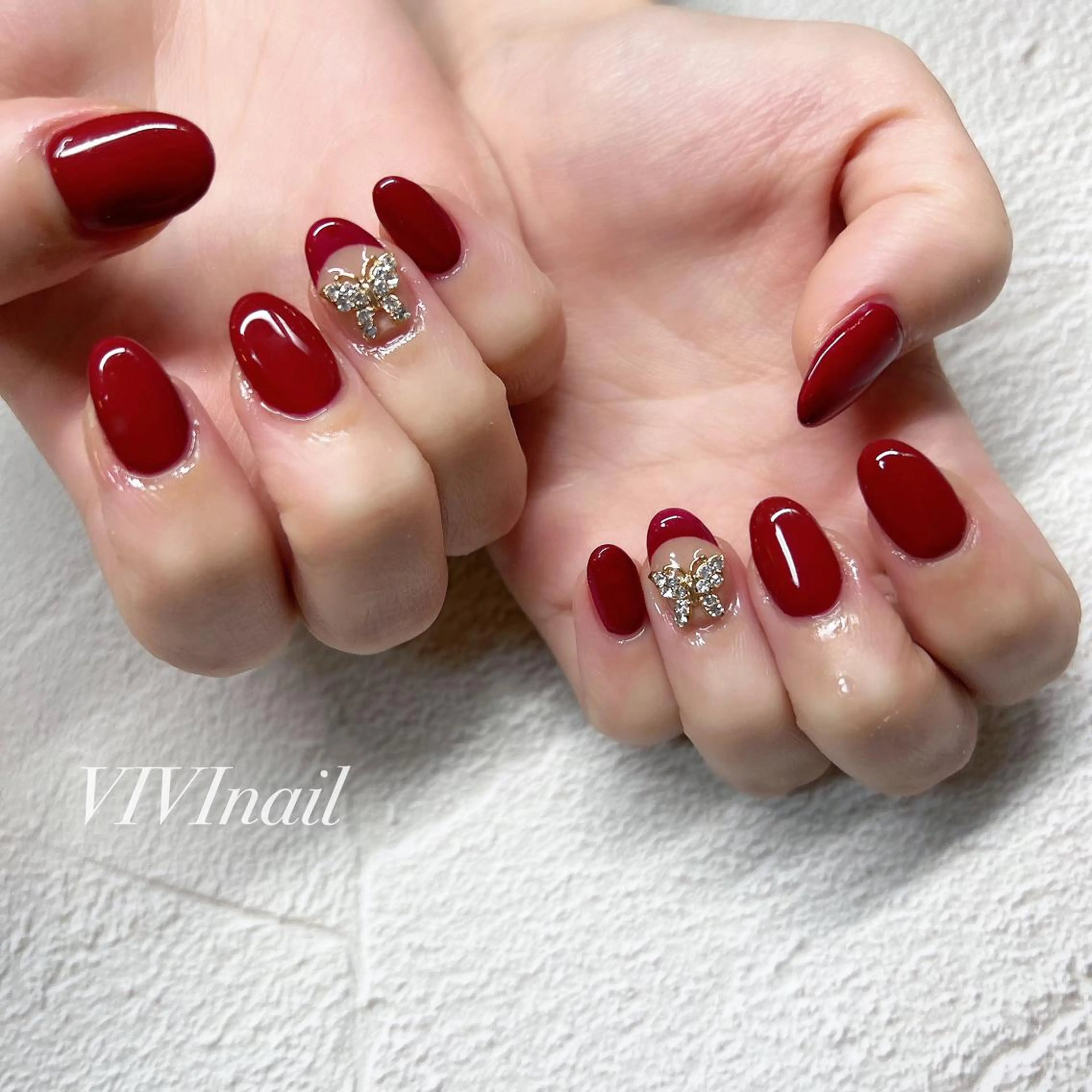 ネイル フレンチネイル 赤色 シンプルネイル ハンドネイル vivi nailのネイルデザイン