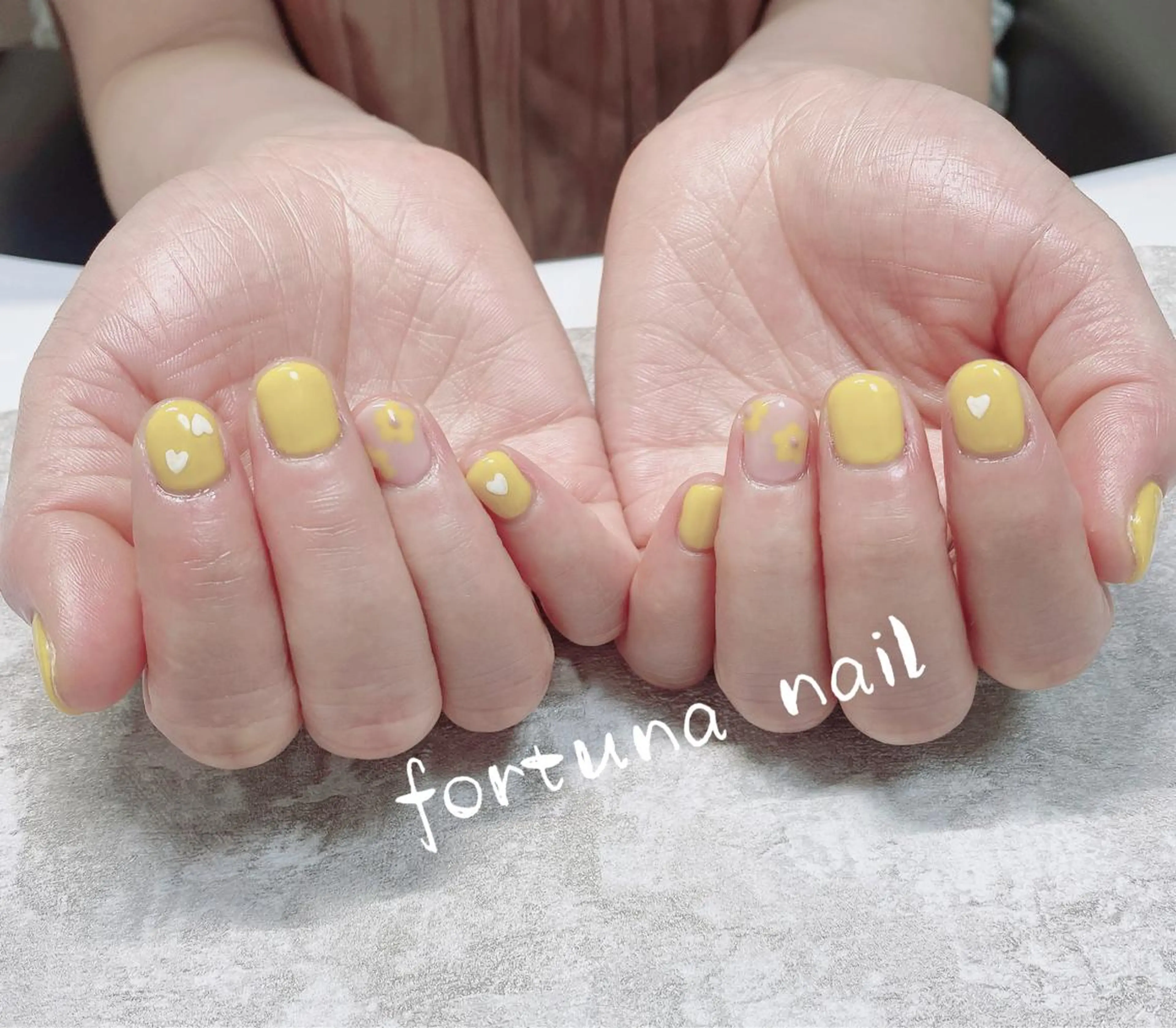 ネイル ハンドネイル ハンドケア Nail •Head スパFortunaのネイルデザイン