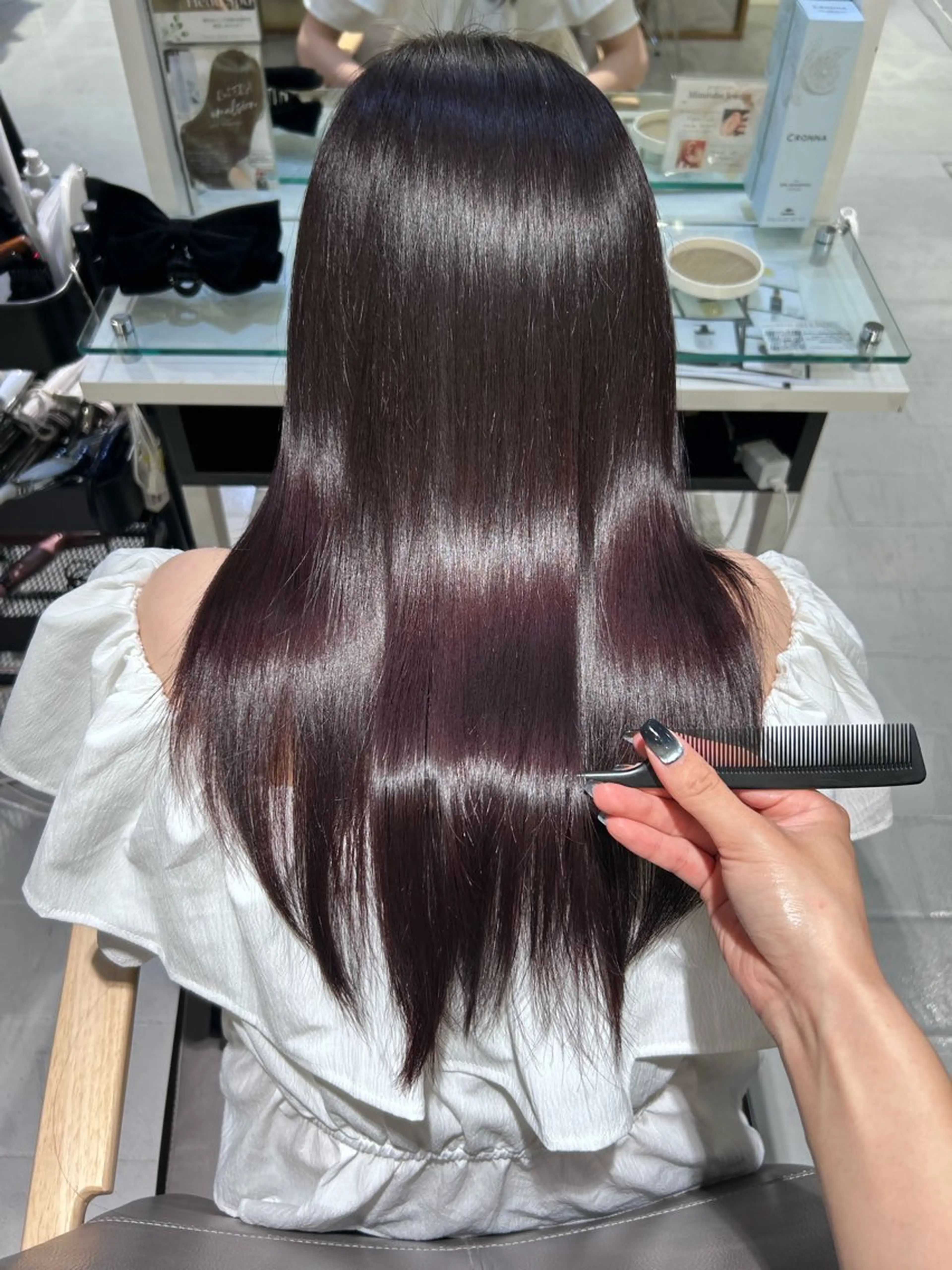 【ツヤ髪にしたい方にオススメ✨】髪質改善カラー&1step treatment🖤の写真