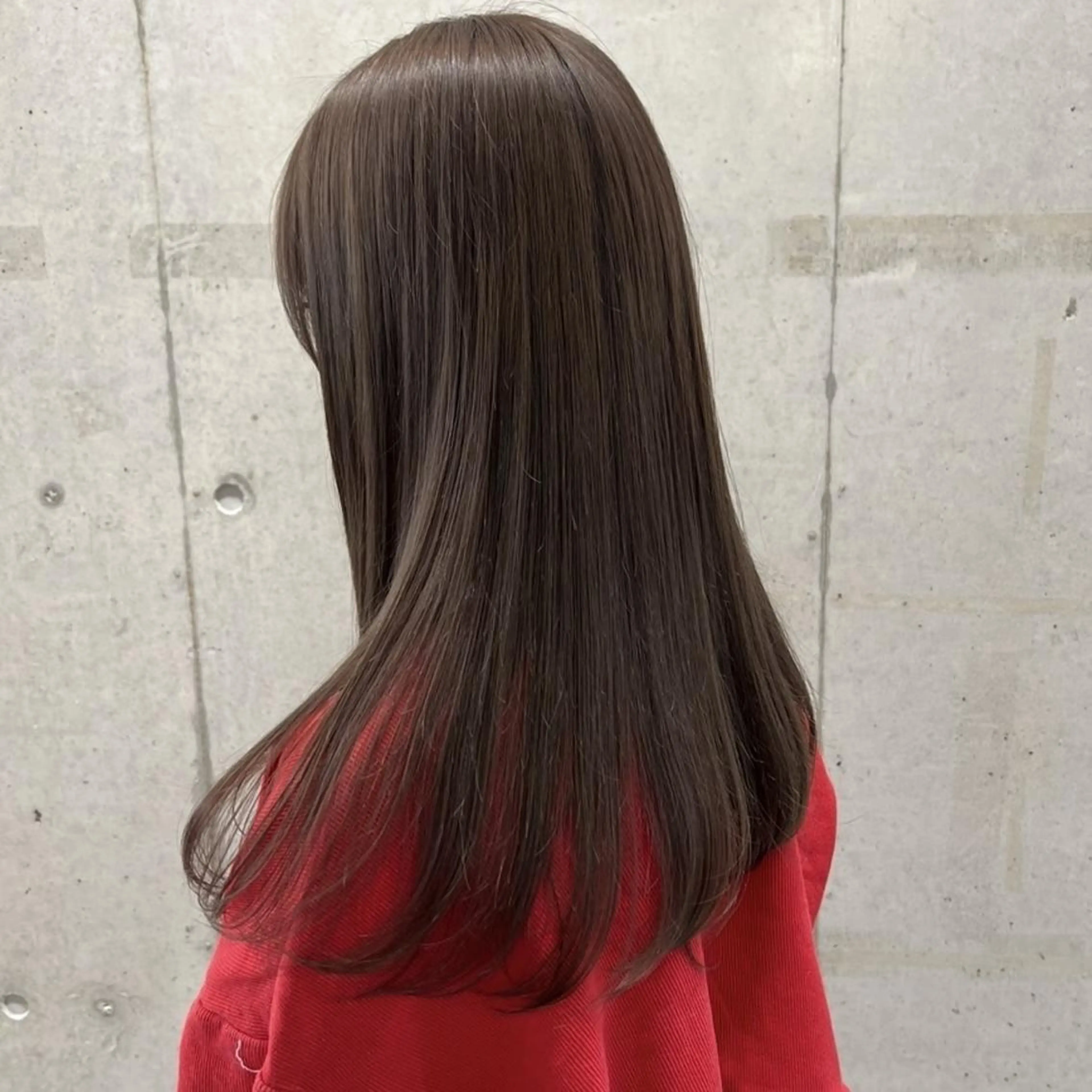 カラー セミロング ベージュカラー 透明感カラー ヘーゼル ヘアカラー トリートメント ハイトーンカラー😺 横山雪奈のヘアスタイル